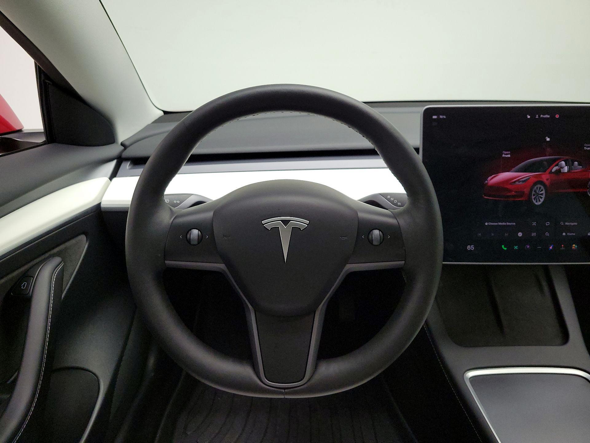 Thumbnail: 2022 Tesla Model 3 - 10