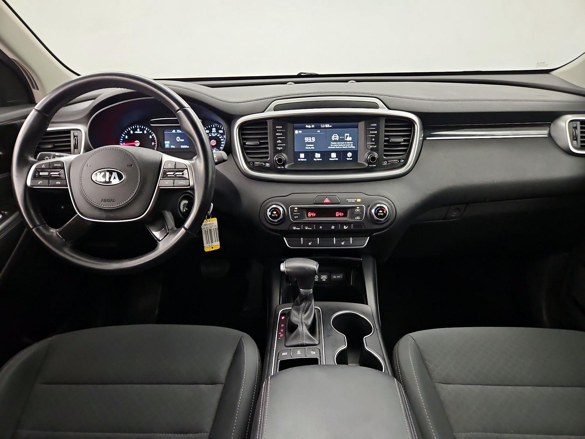 Thumbnail: 2020 Kia Sorento - 9