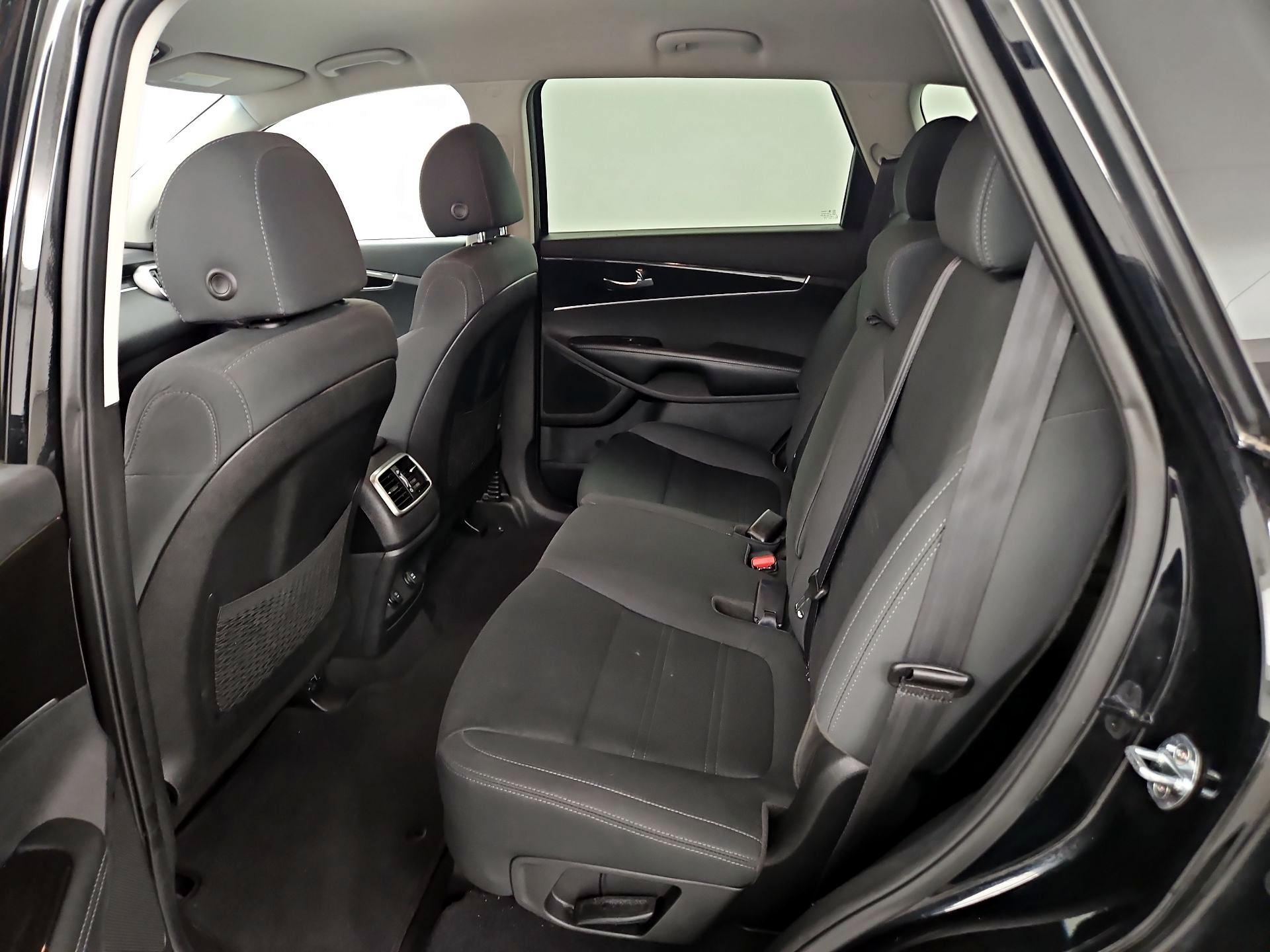 Thumbnail: 2020 Kia Sorento - 19