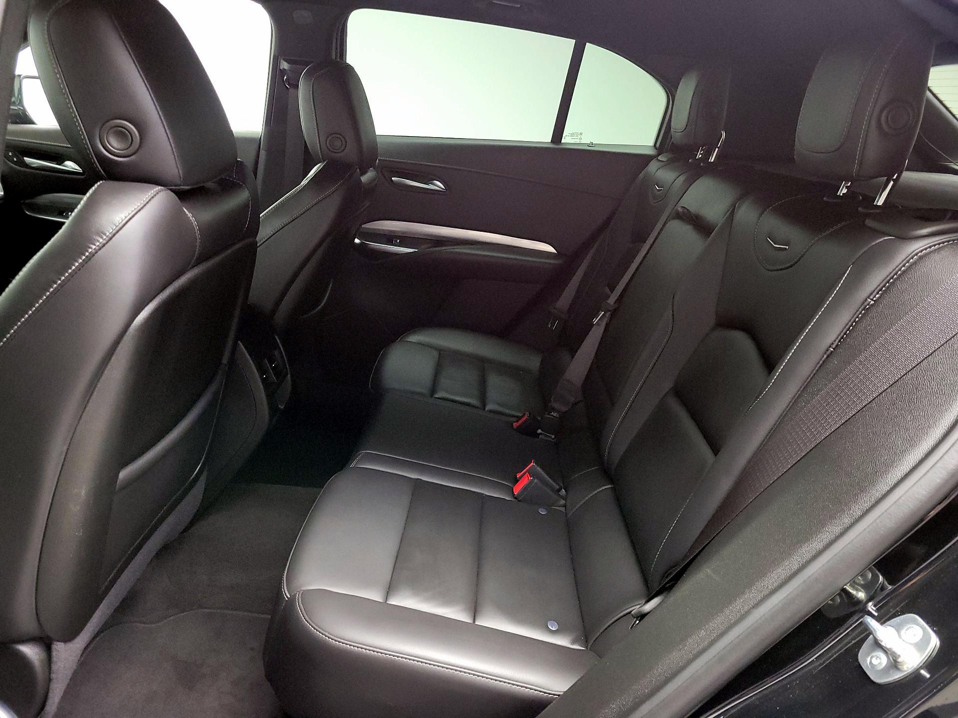 Thumbnail: 2024 Cadillac XT4 - 19