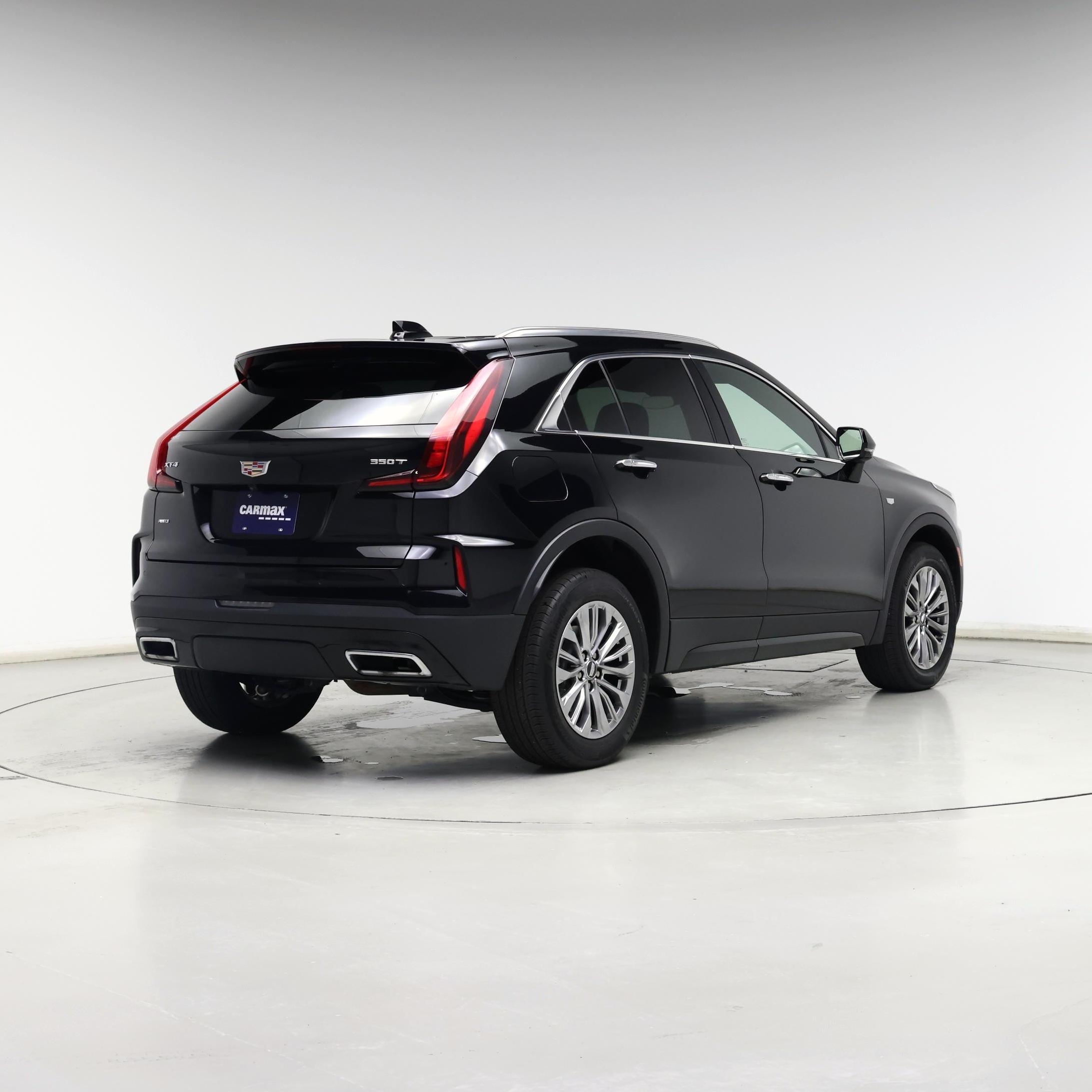 Thumbnail: 2024 Cadillac XT4 - 8