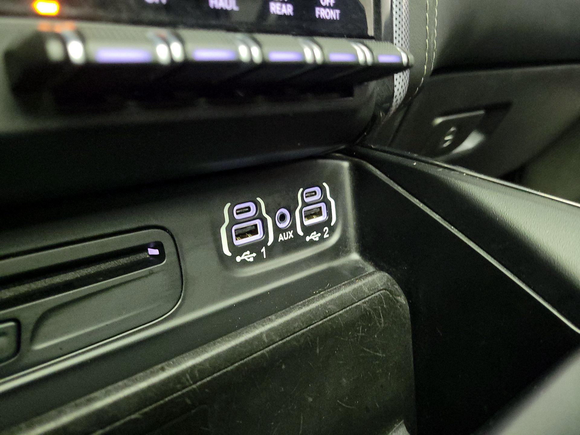Thumbnail: 2019 RAM 1500 - 19