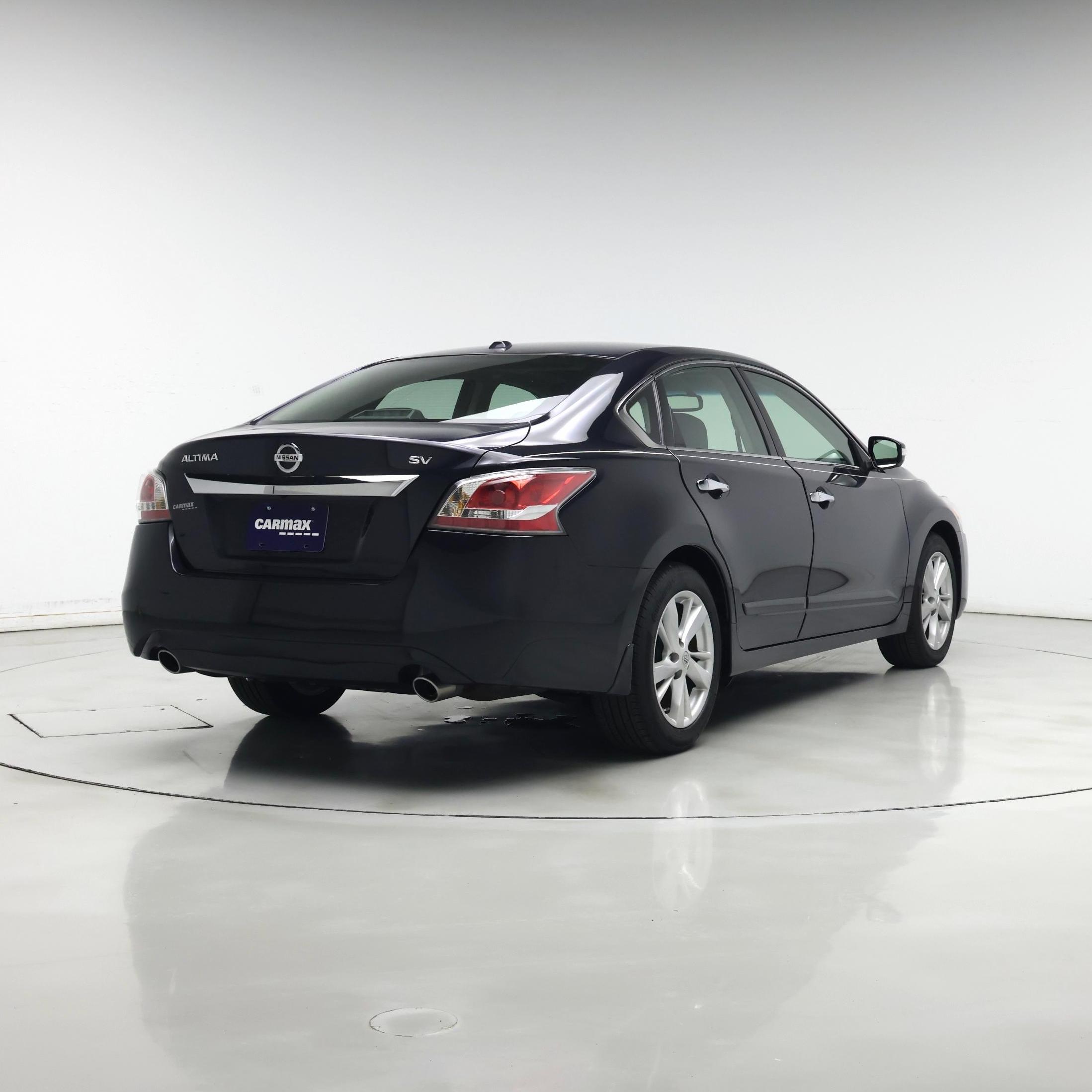 Thumbnail: 2015 Nissan Altima - 8