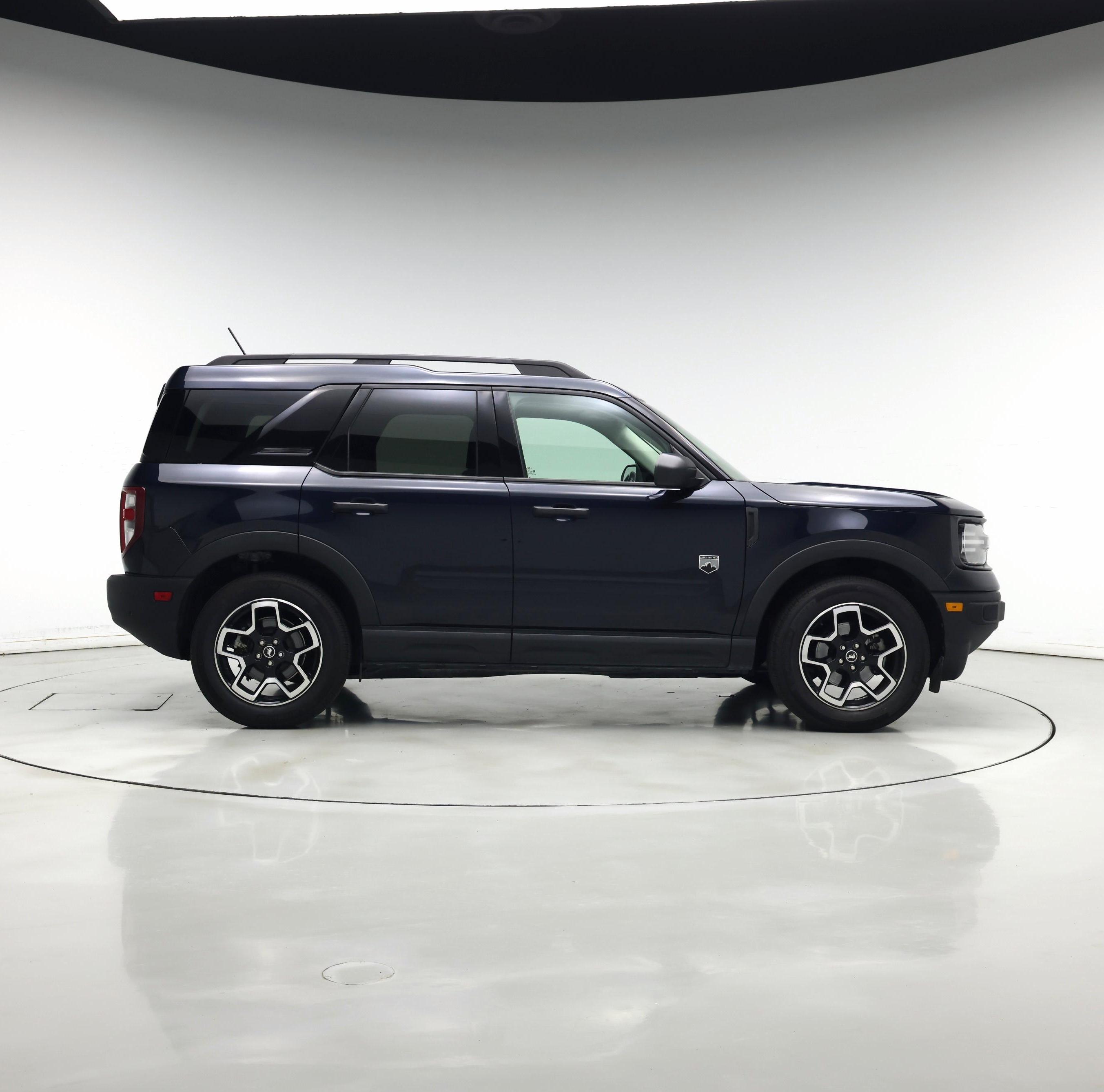 Thumbnail: 2021 Ford Bronco Sport - 7