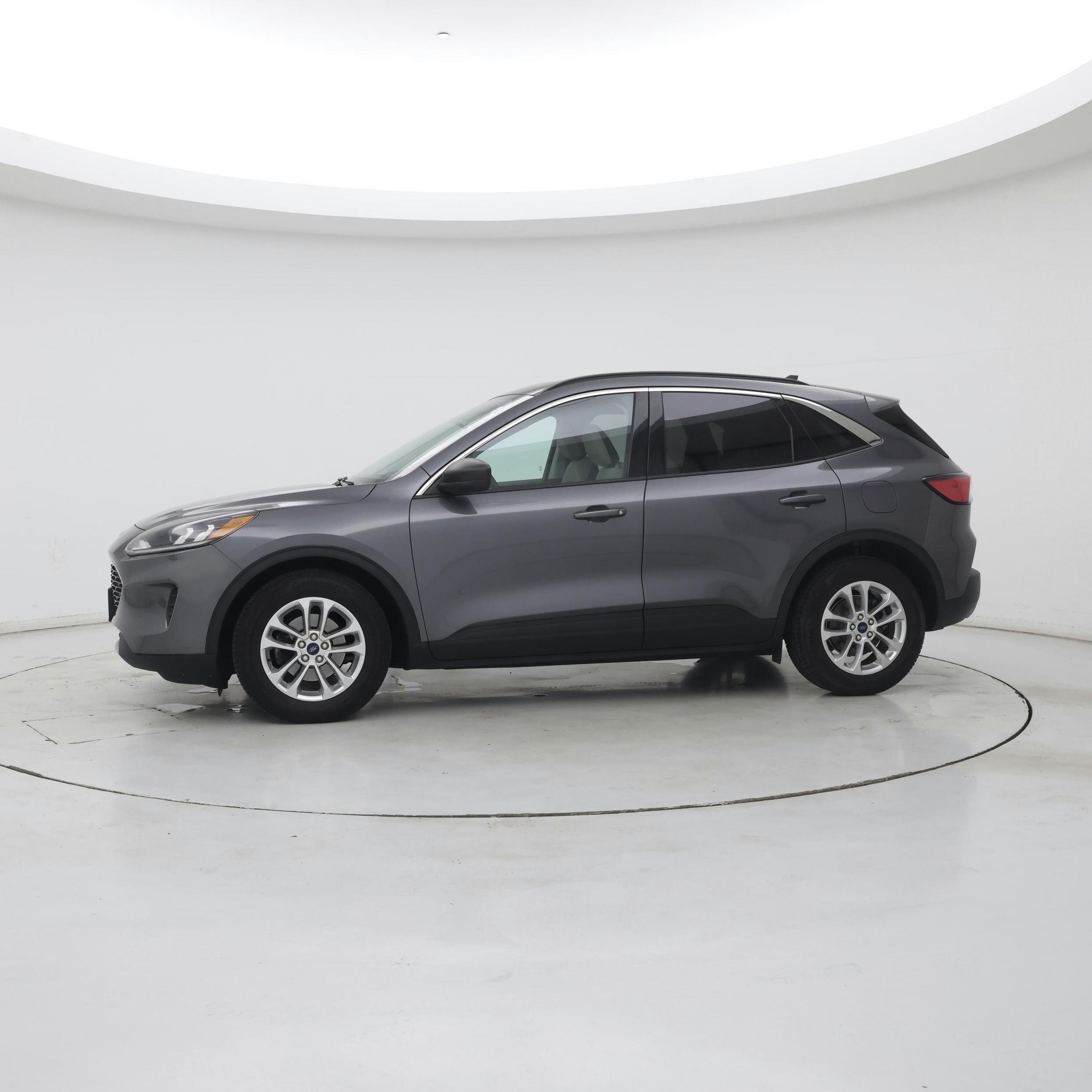 Thumbnail: 2022 Ford Escape - 3