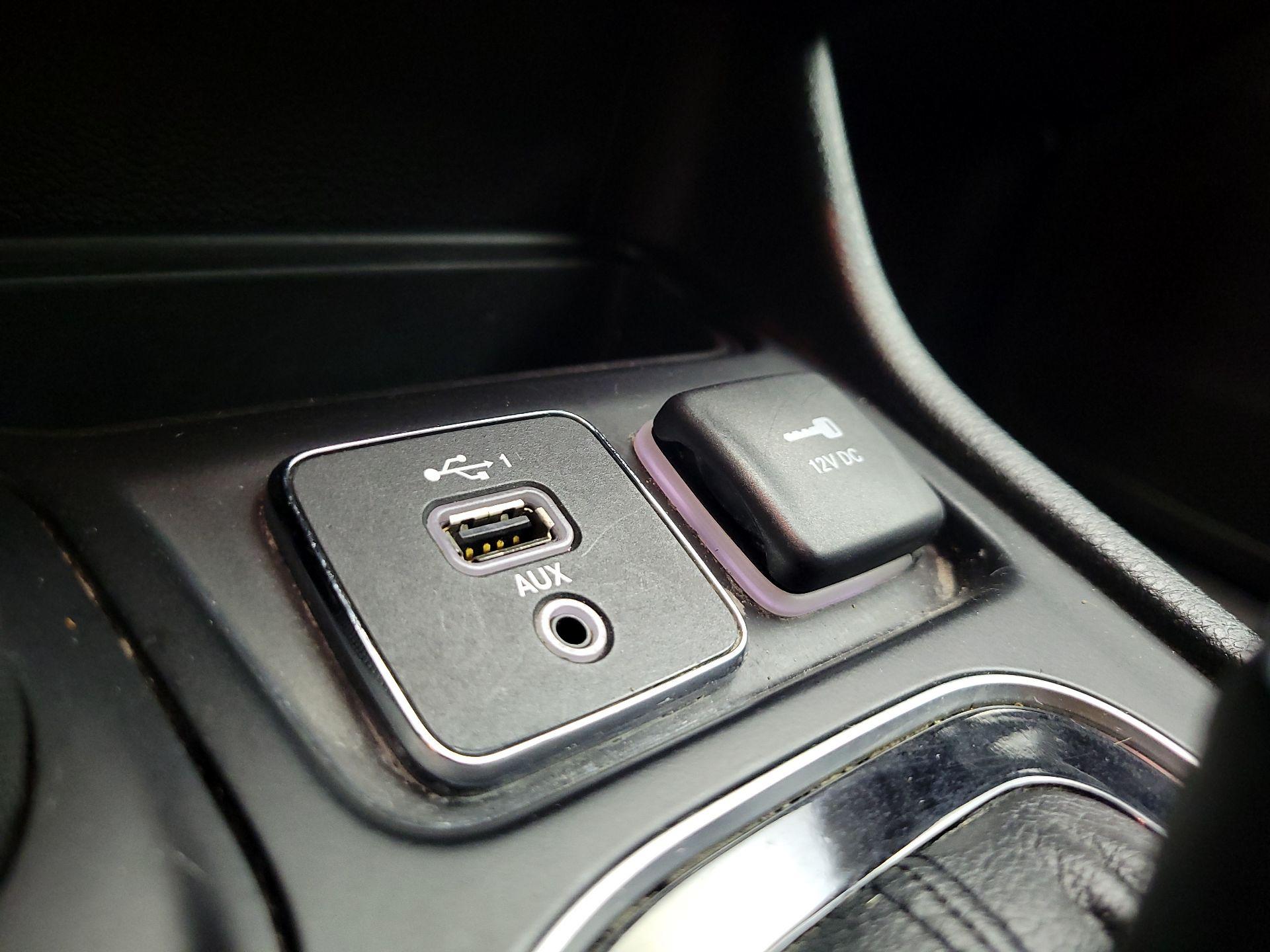 Thumbnail: 2022 Jeep Cherokee - 18