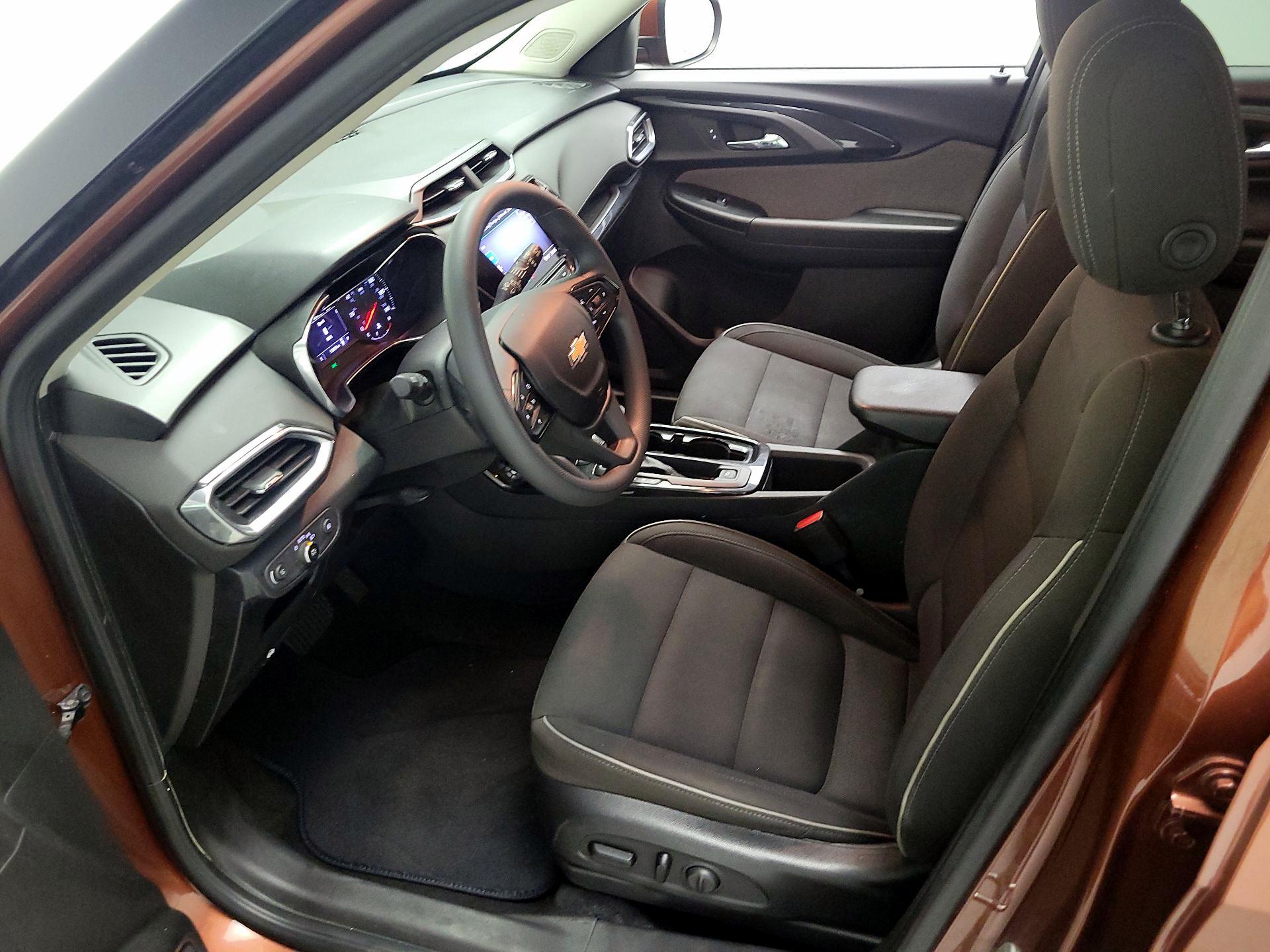 Thumbnail: 2021 Chevrolet TrailBlazer - 11