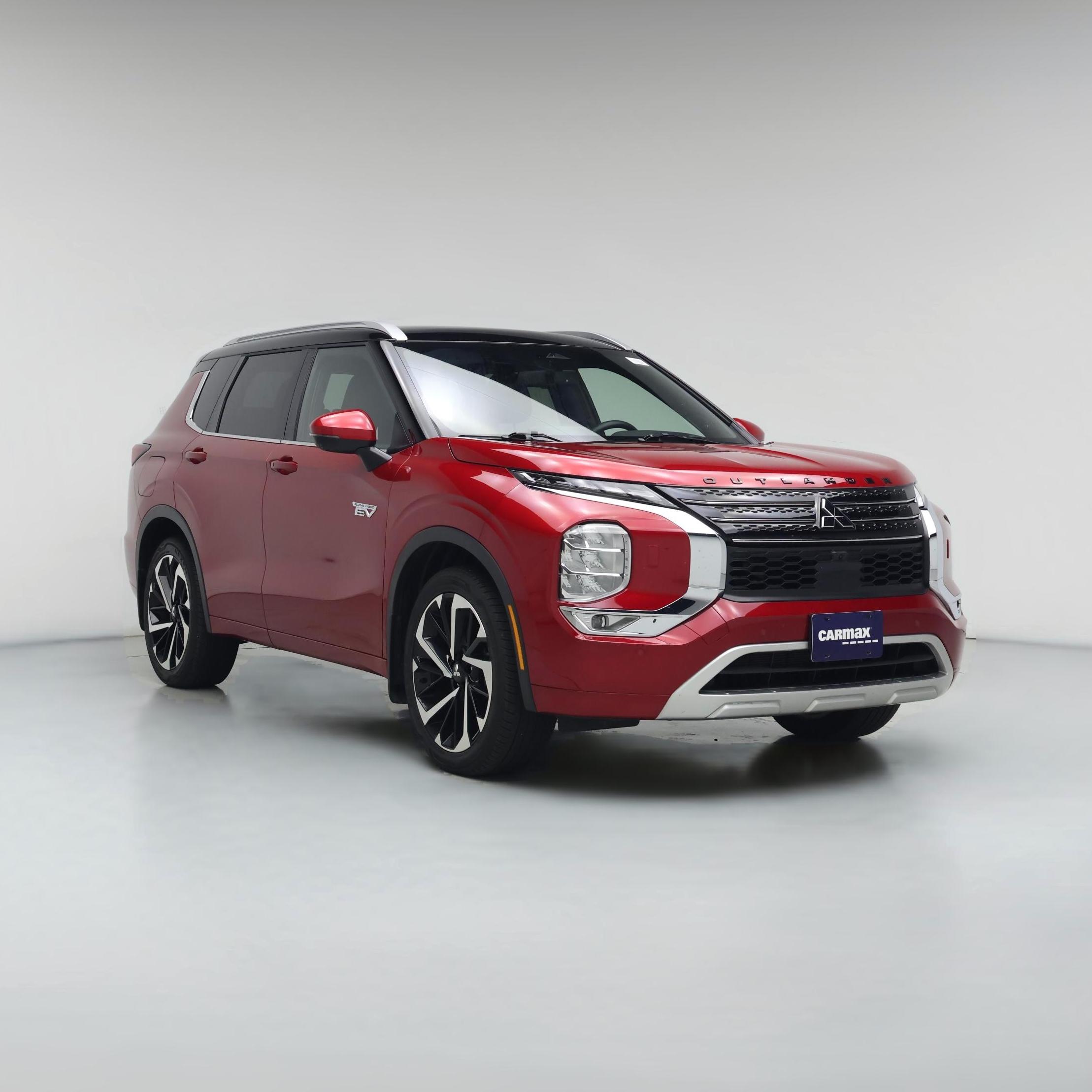 Thumbnail: 2023 Mitsubishi Outlander - 1