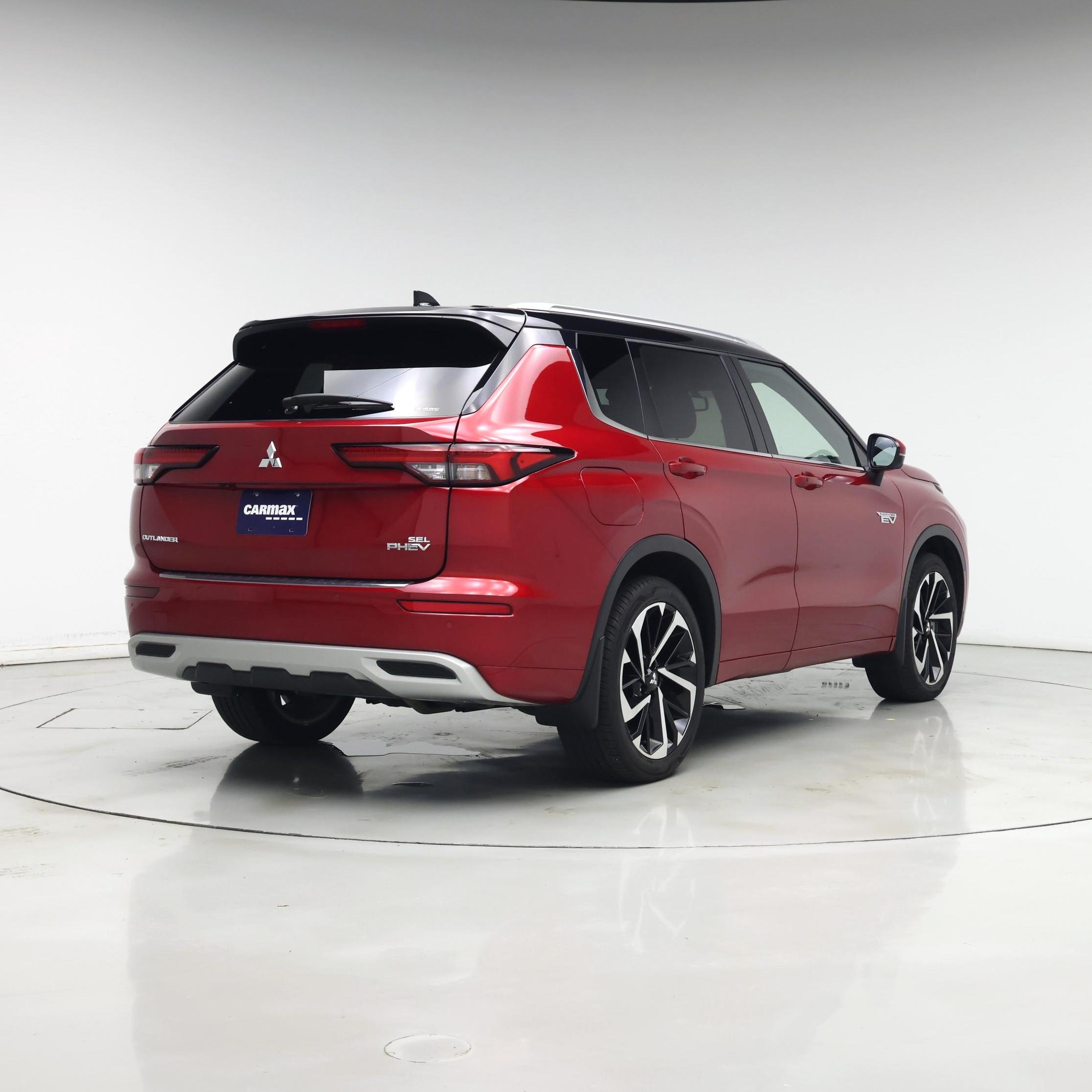Thumbnail: 2023 Mitsubishi Outlander - 8