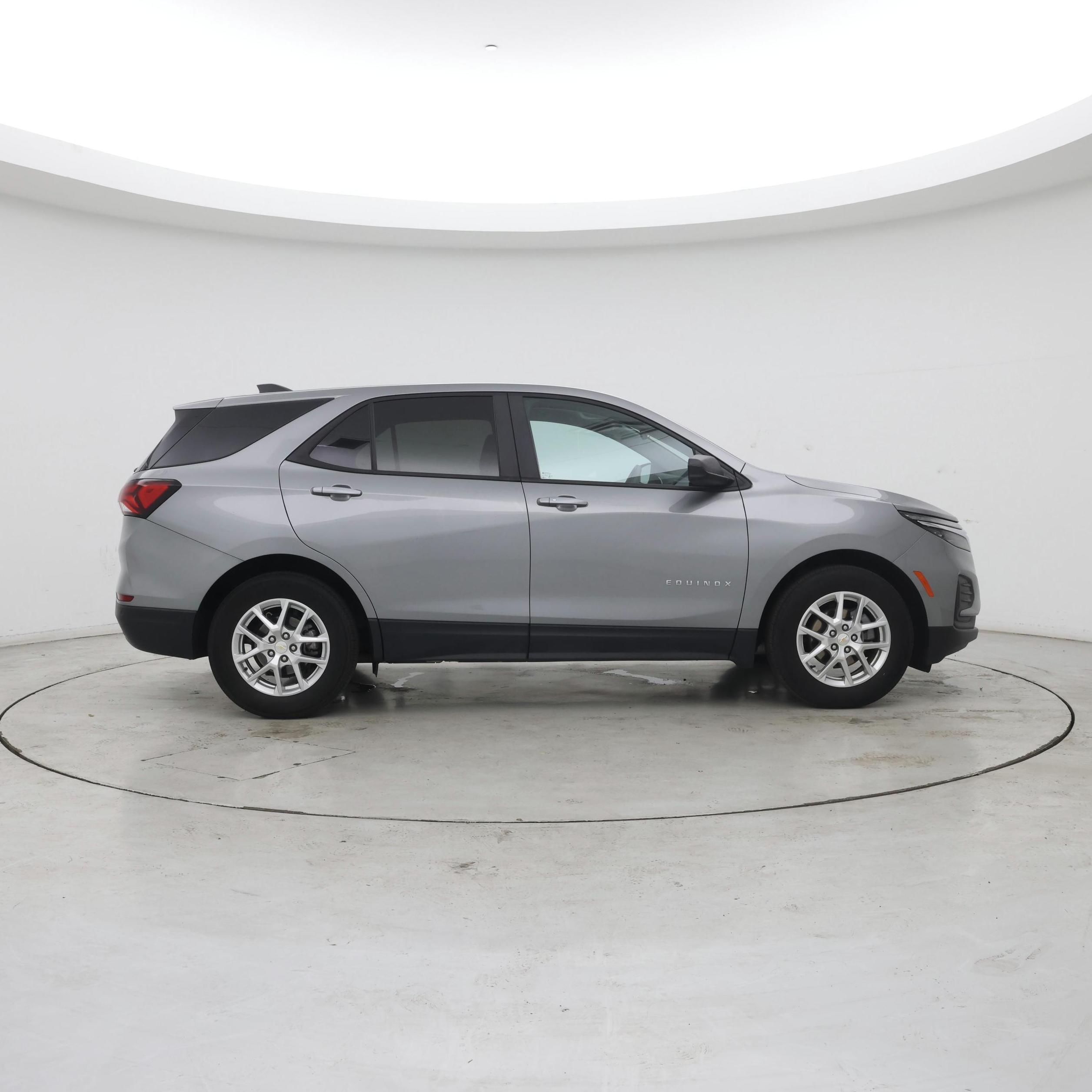 Thumbnail: 2023 Chevrolet Equinox - 7