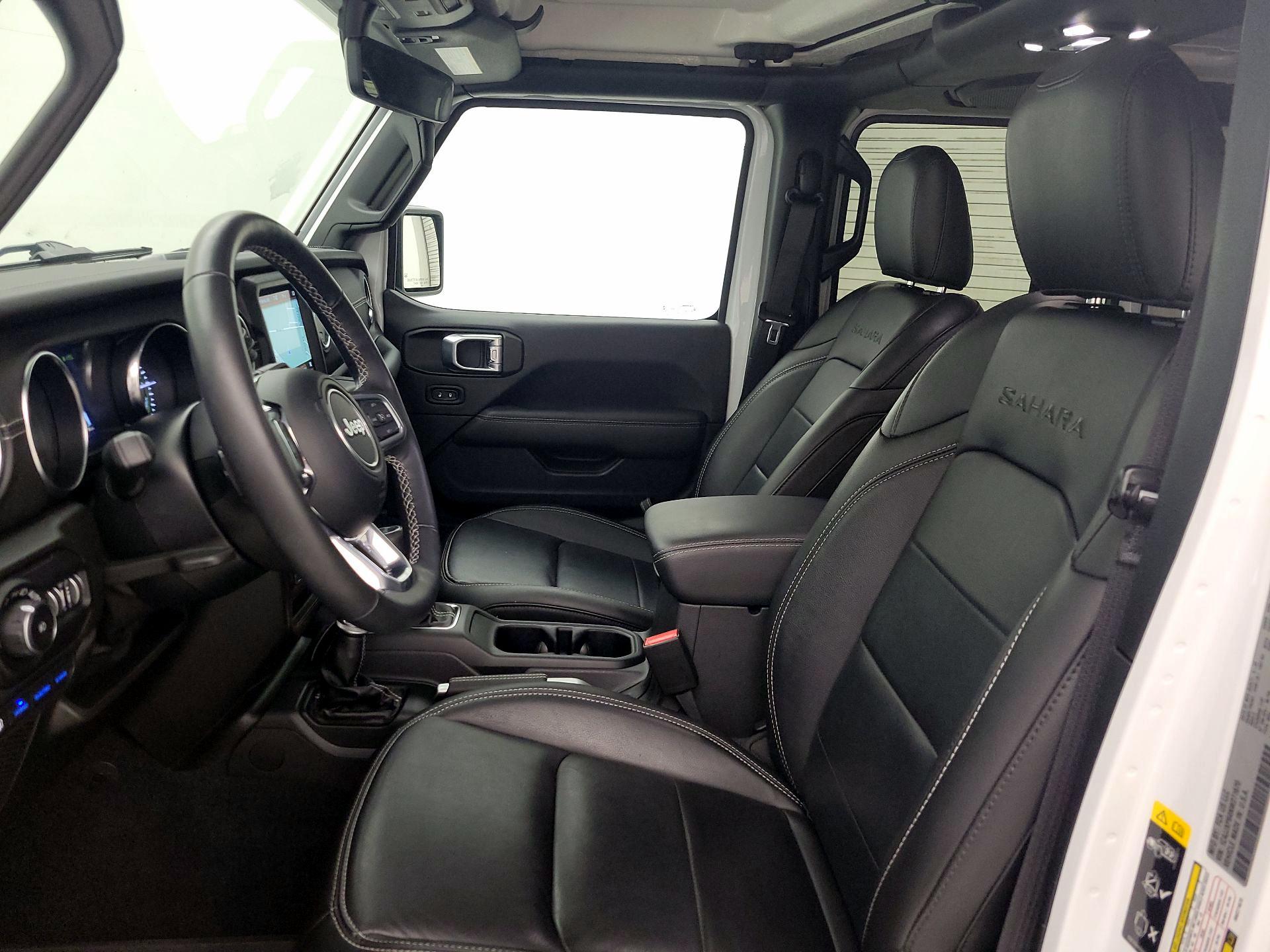 Thumbnail: 2022 Jeep Wrangler - 11