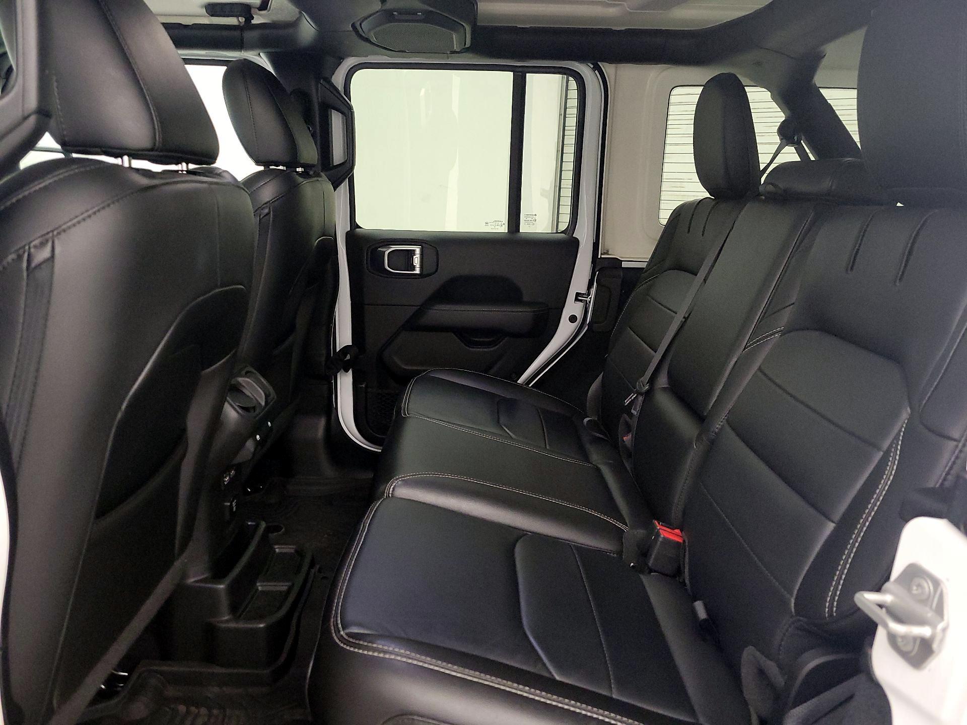 Thumbnail: 2022 Jeep Wrangler - 20