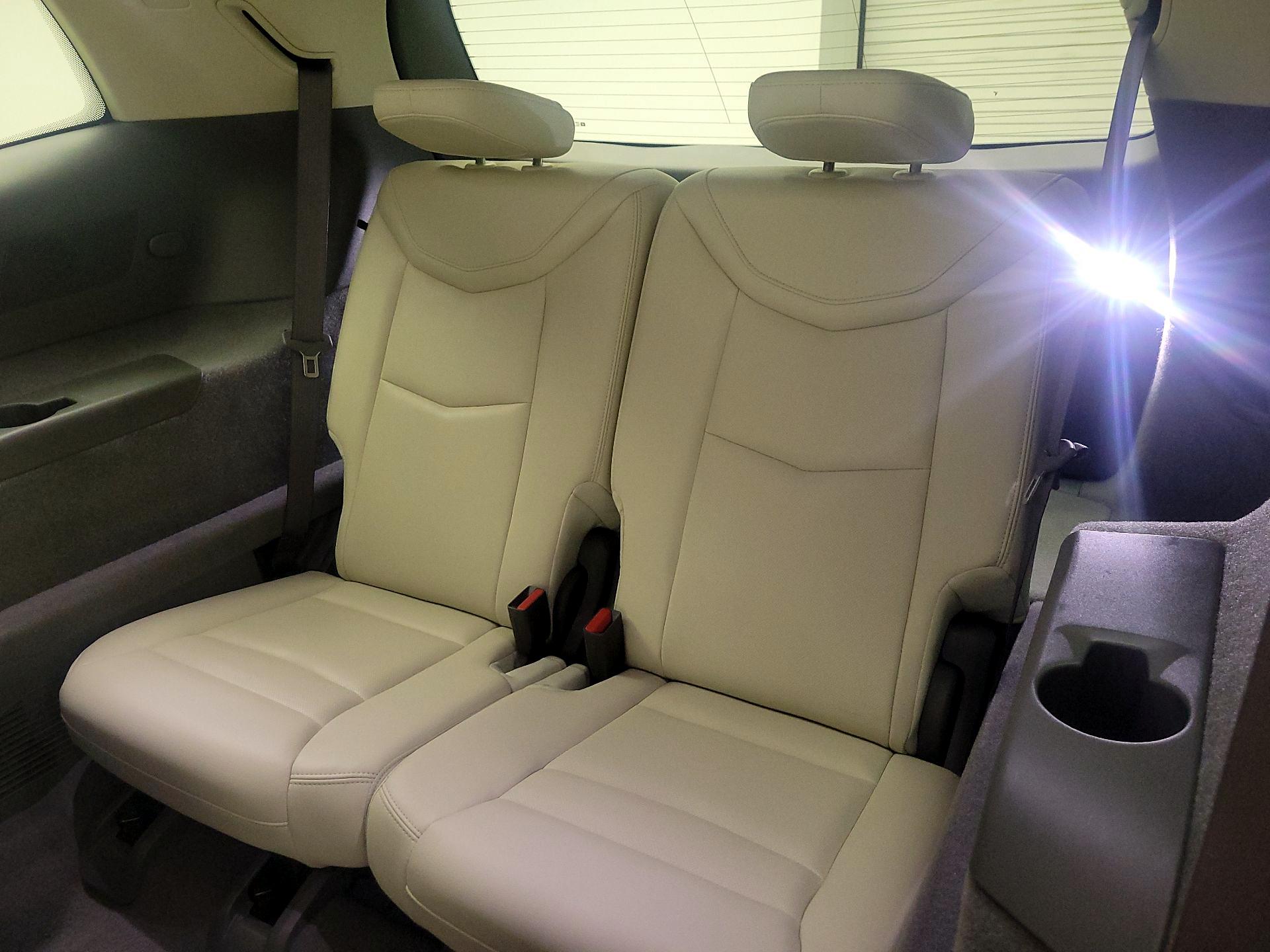 Thumbnail: 2023 Cadillac XT6 - 18
