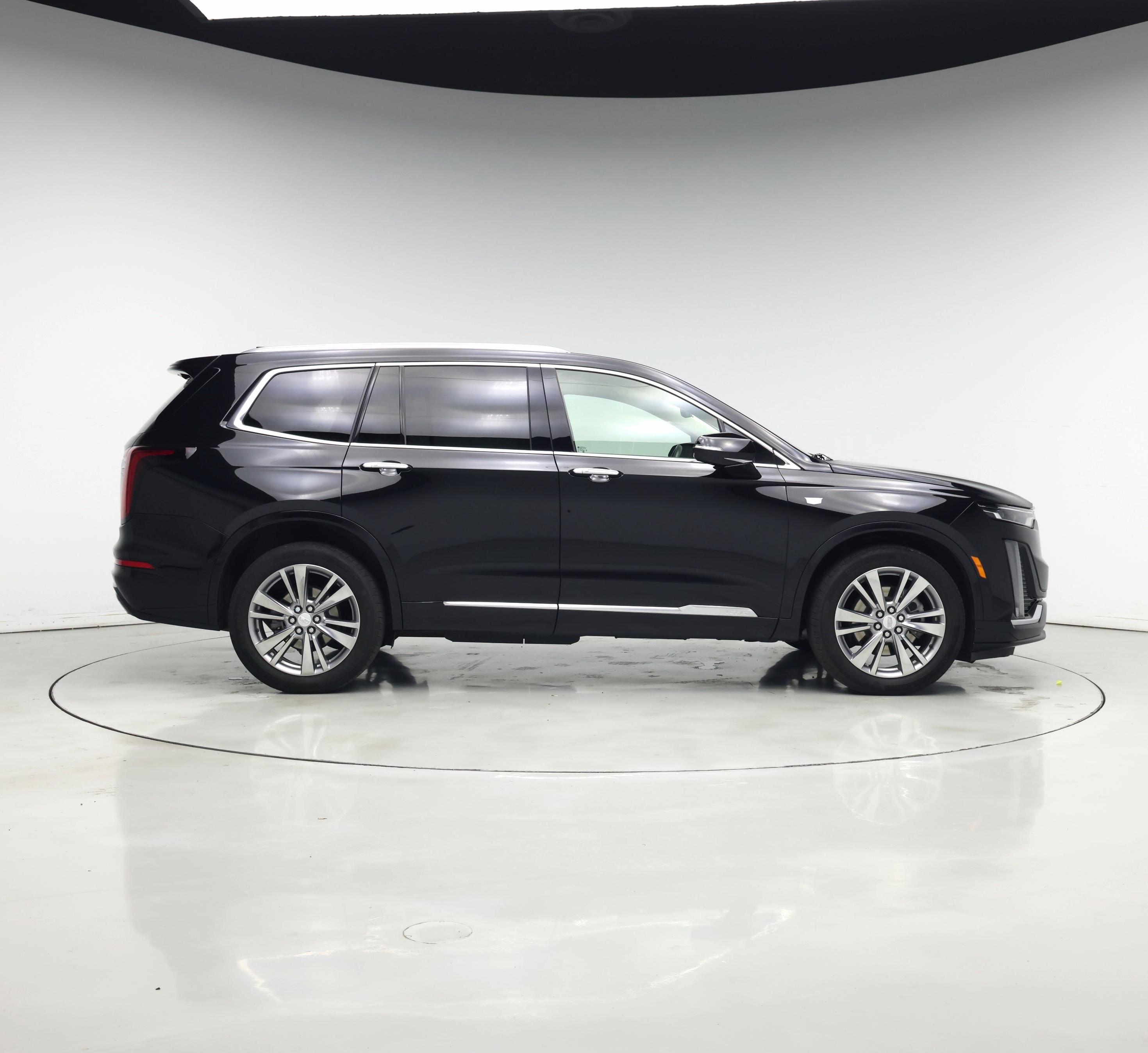 Thumbnail: 2023 Cadillac XT6 - 7