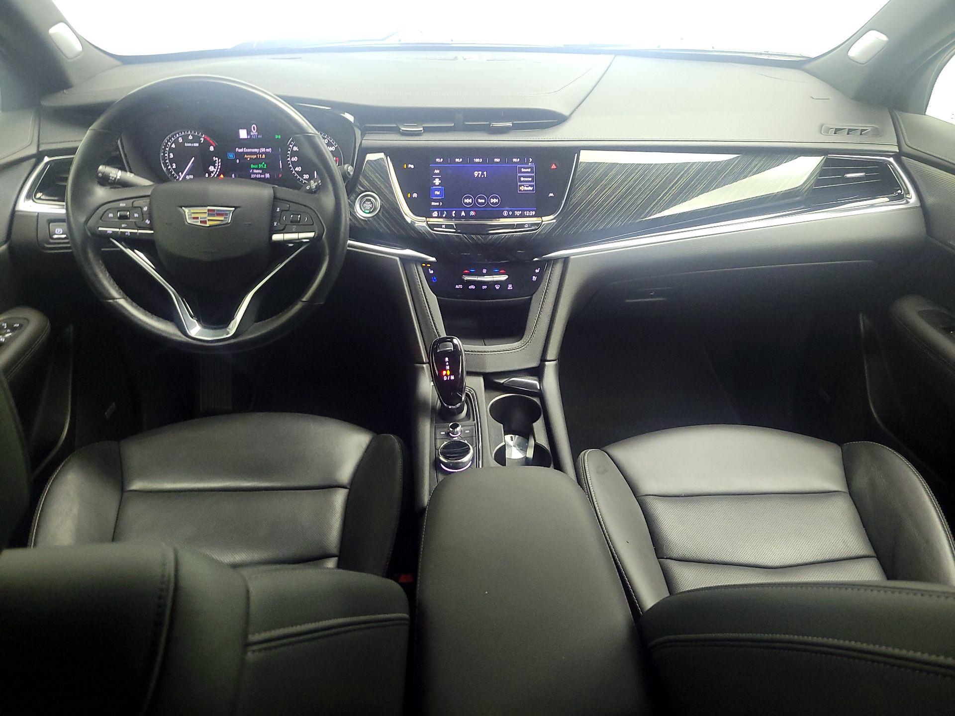 Thumbnail: 2023 Cadillac XT6 - 9