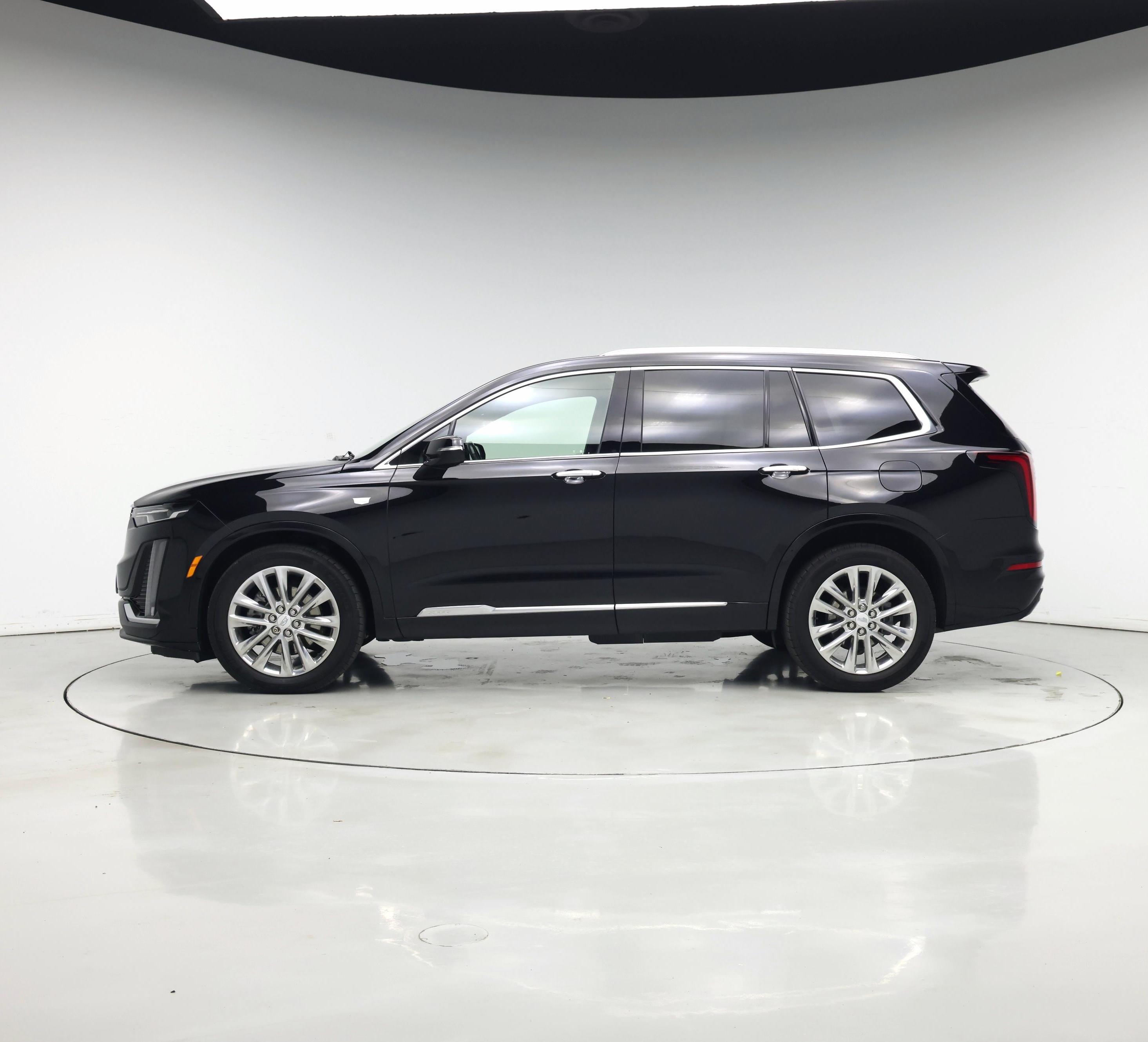 Thumbnail: 2023 Cadillac XT6 - 3
