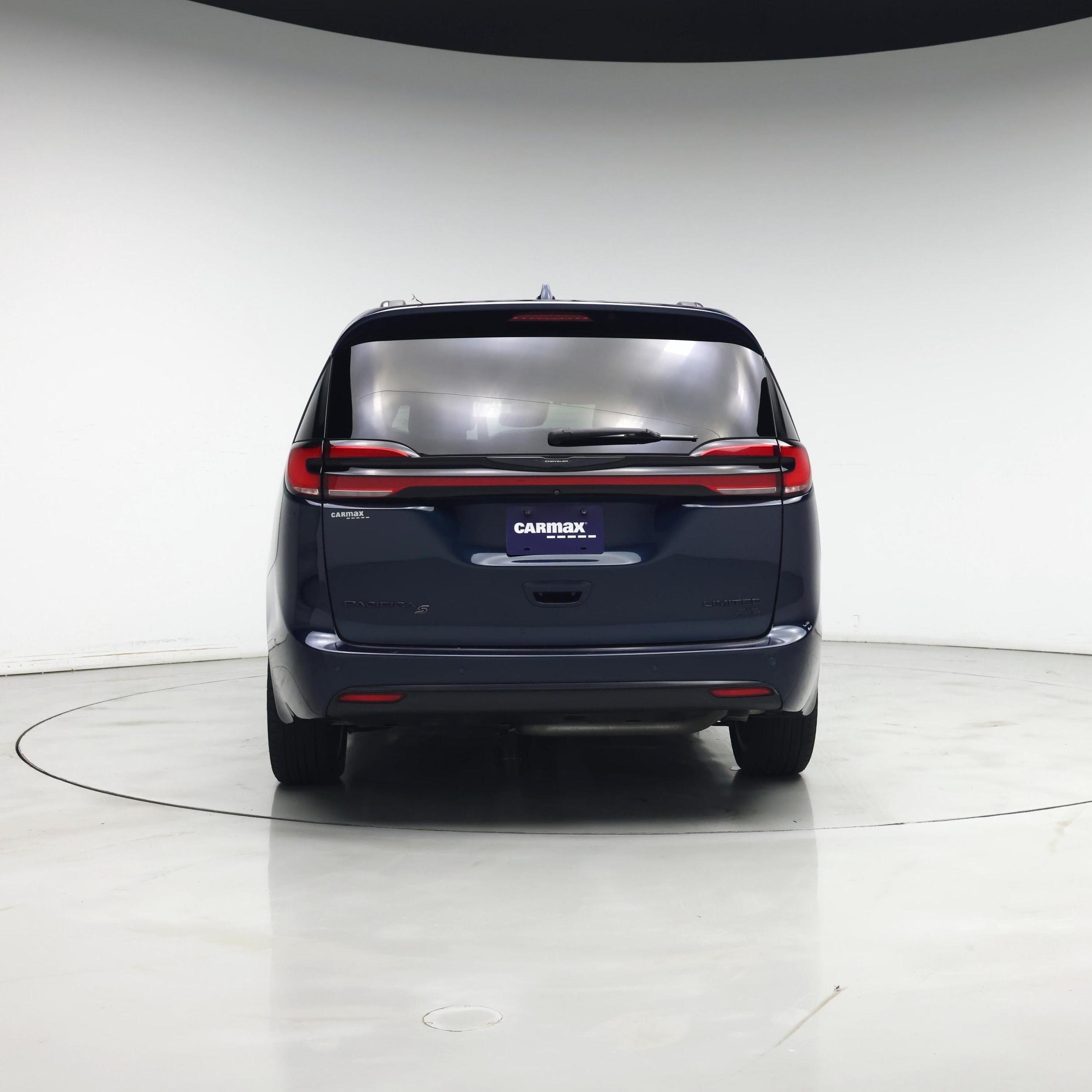 Thumbnail: 2022 Chrysler Pacifica - 6