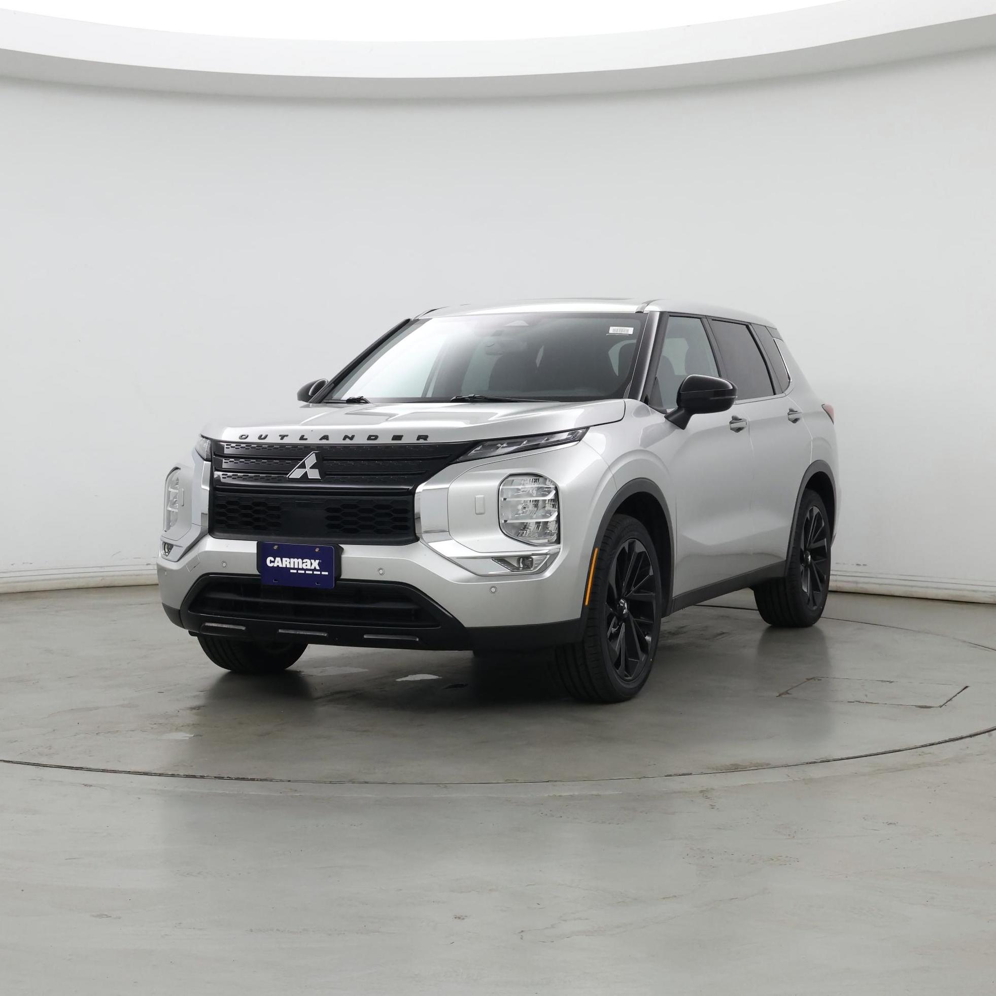 Thumbnail: 2022 Mitsubishi Outlander - 4