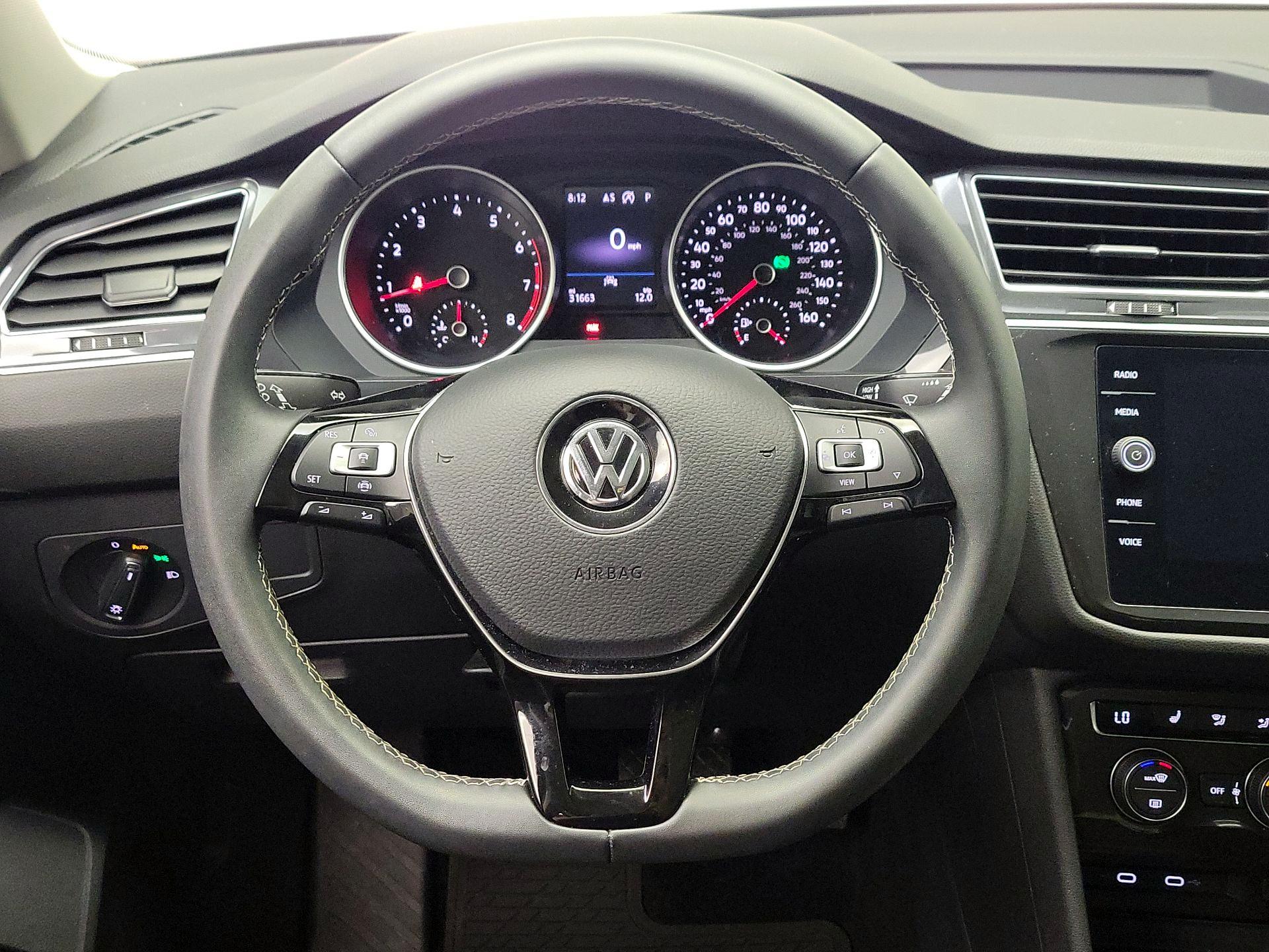 Thumbnail: 2021 Volkswagen Tiguan - 10
