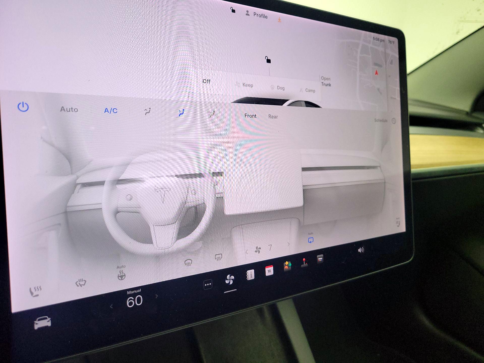Thumbnail: 2022 Tesla Model 3 - 15