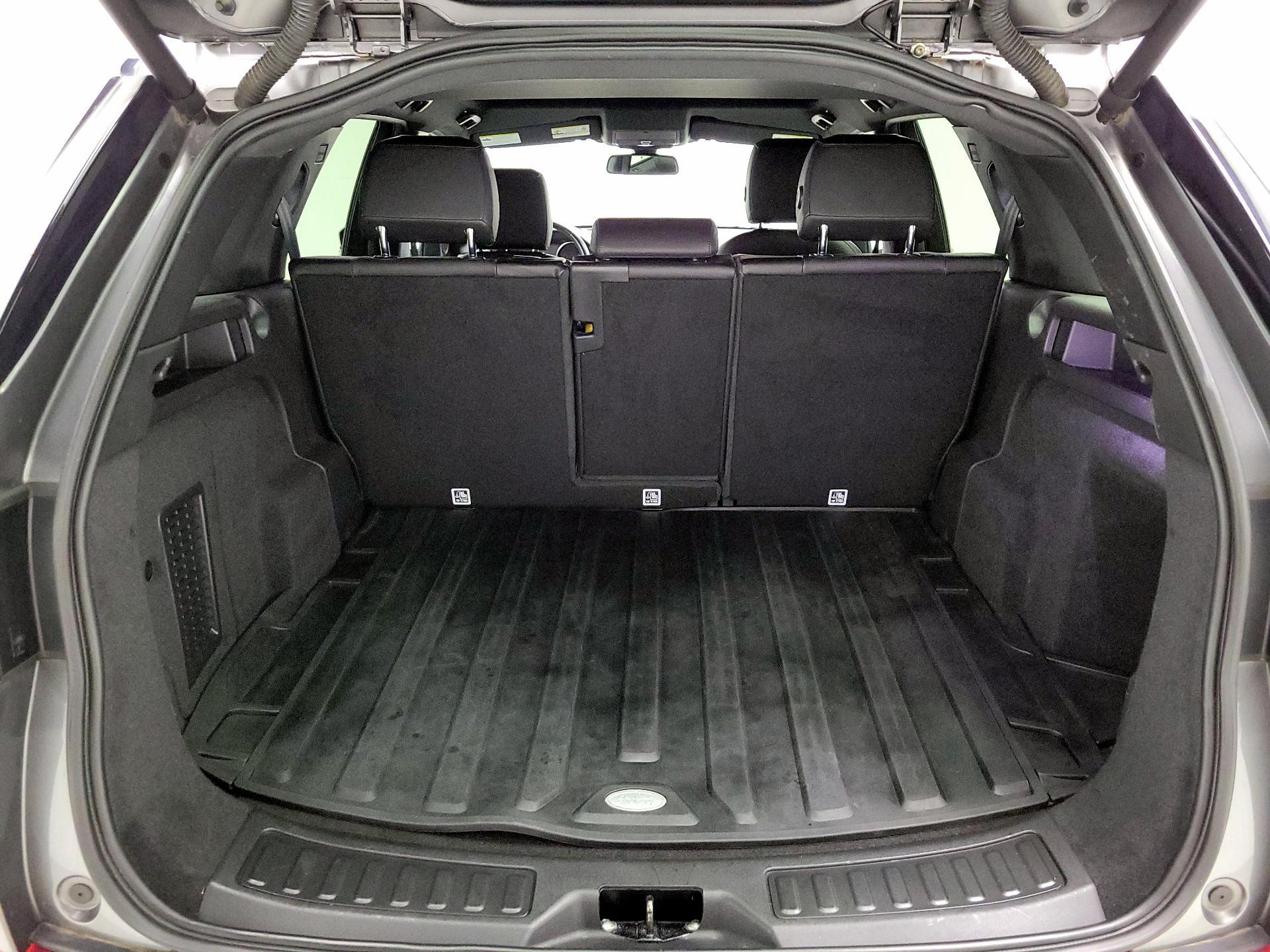 Thumbnail: 2018 Land Rover Discovery Sport - 20