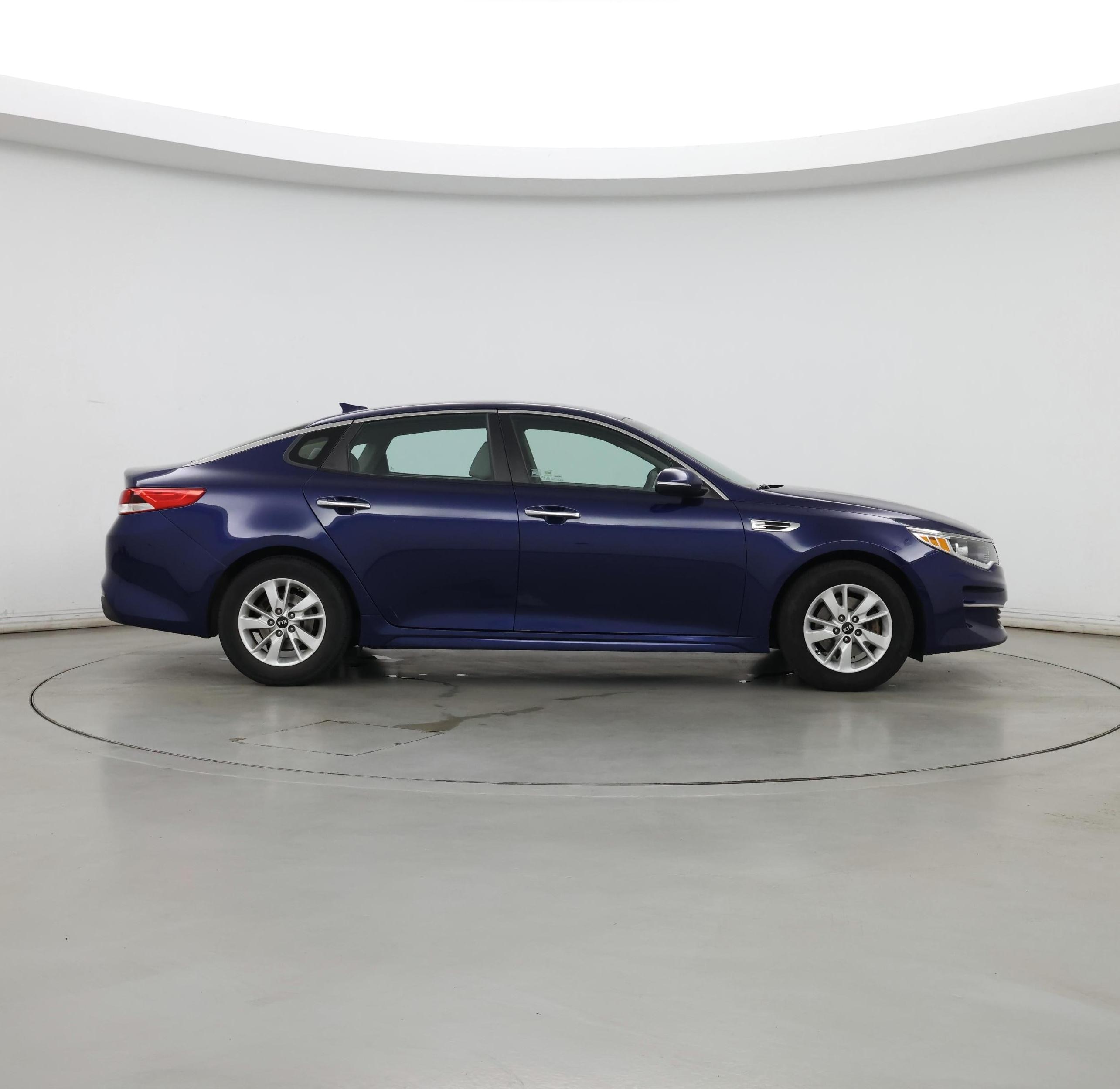 Thumbnail: 2016 Kia Optima - 7