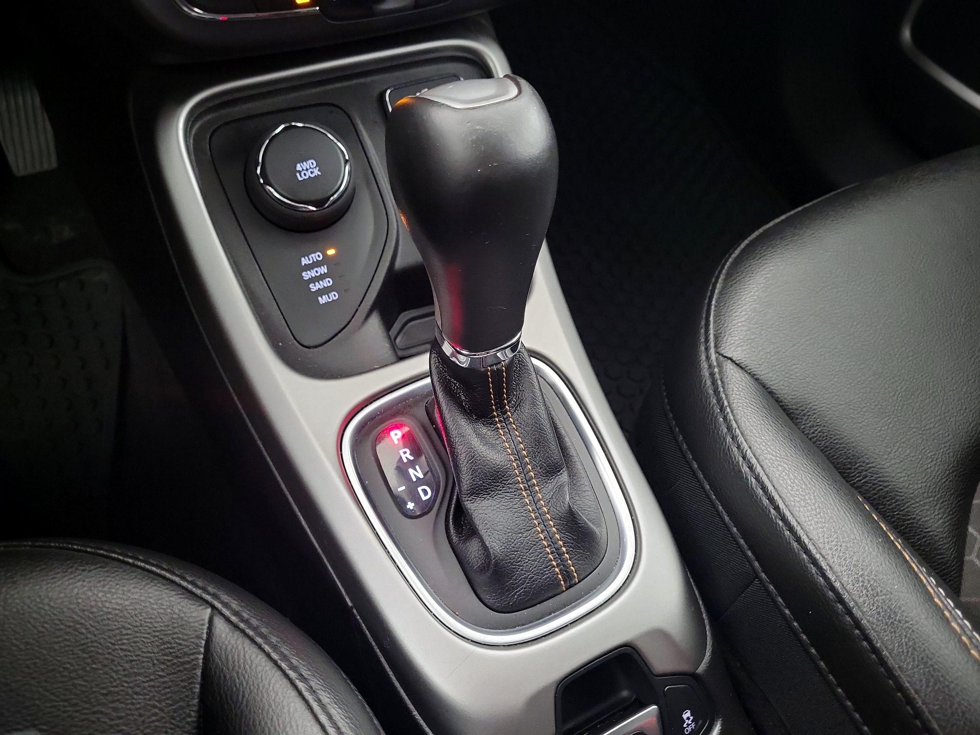 Thumbnail: 2020 Jeep Compass - 17