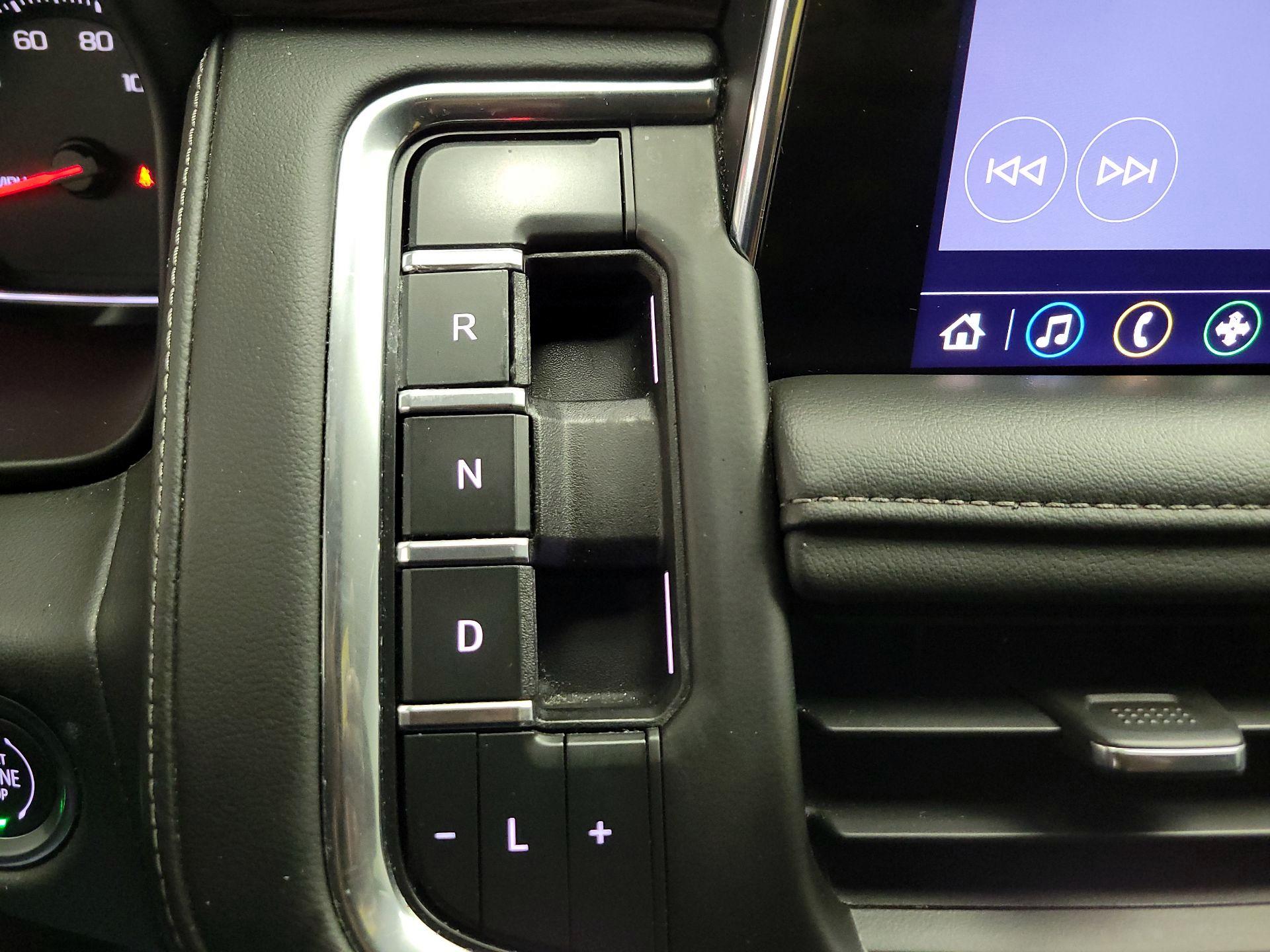 Thumbnail: 2021 Chevrolet Tahoe - 17