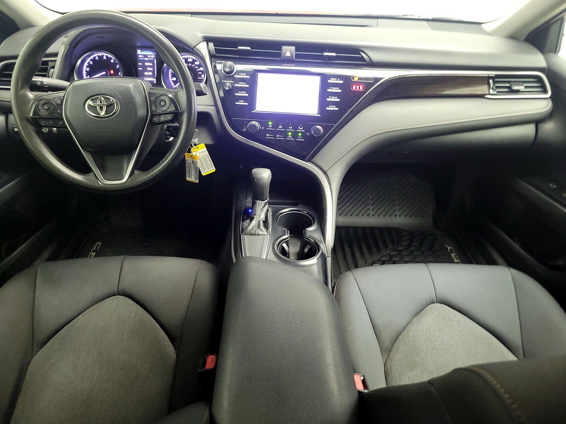Thumbnail: 2019 Toyota Camry - 9