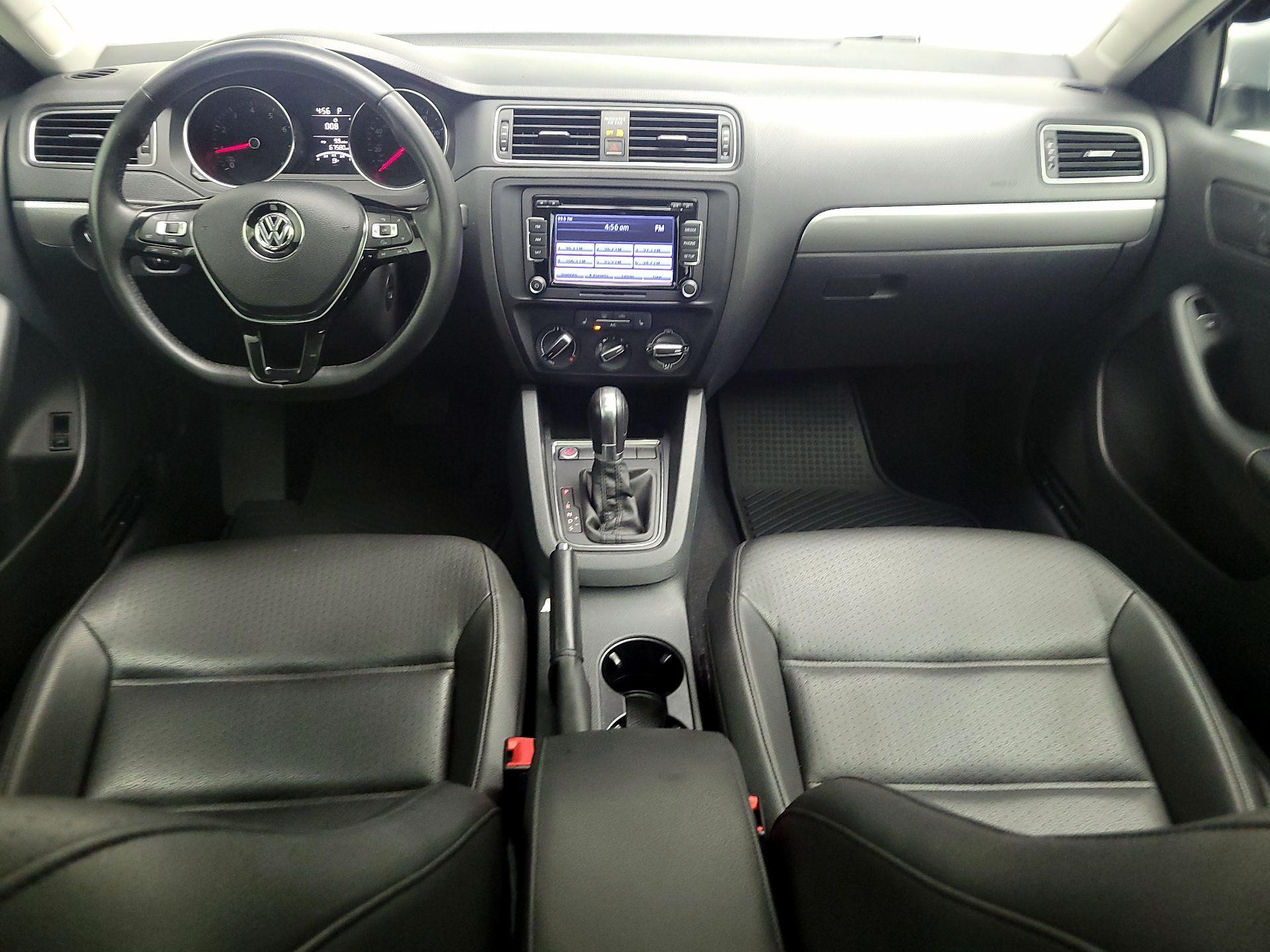 Thumbnail: 2015 Volkswagen Jetta - 9