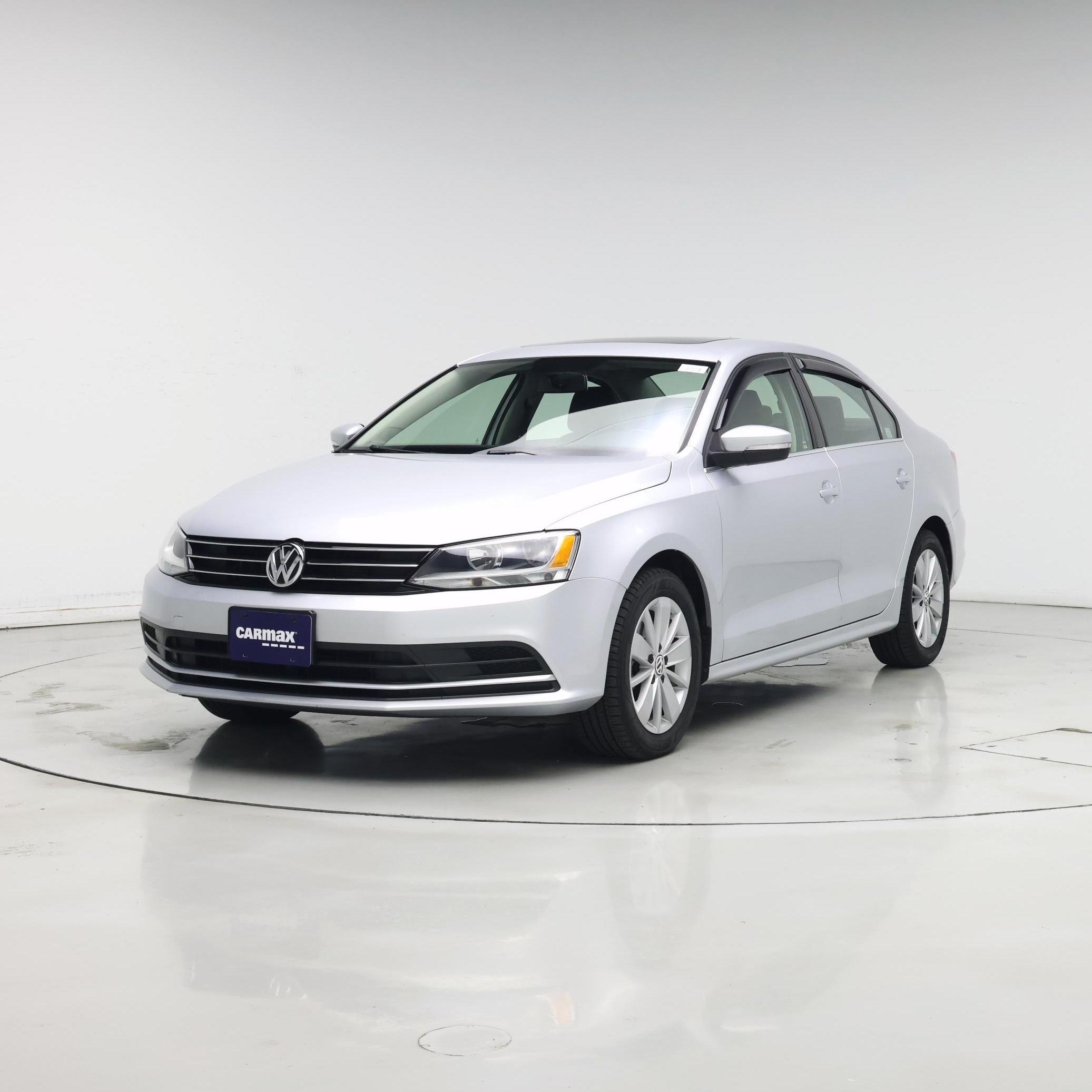 Thumbnail: 2015 Volkswagen Jetta - 4