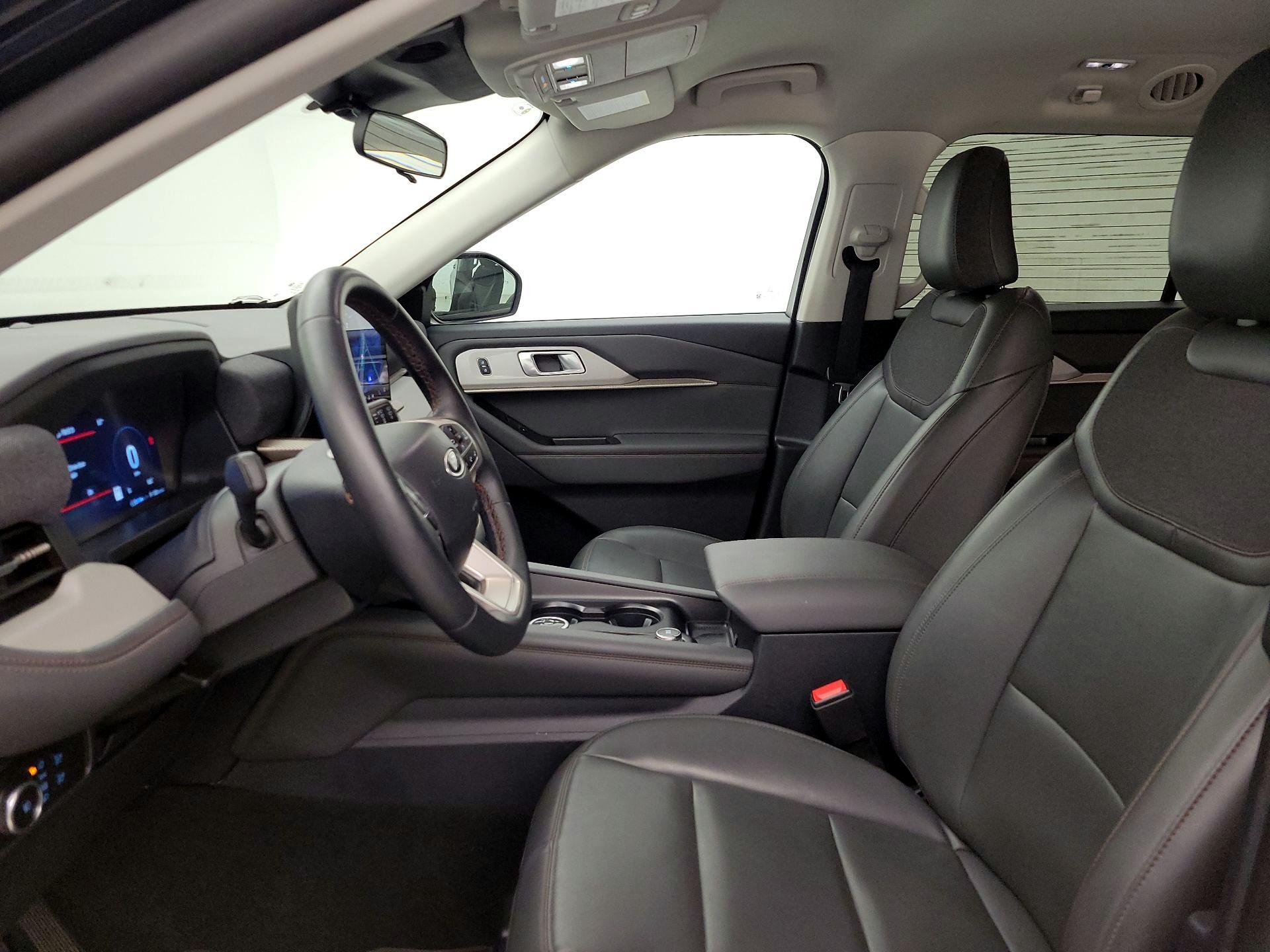 Thumbnail: 2025 Ford Explorer - 11
