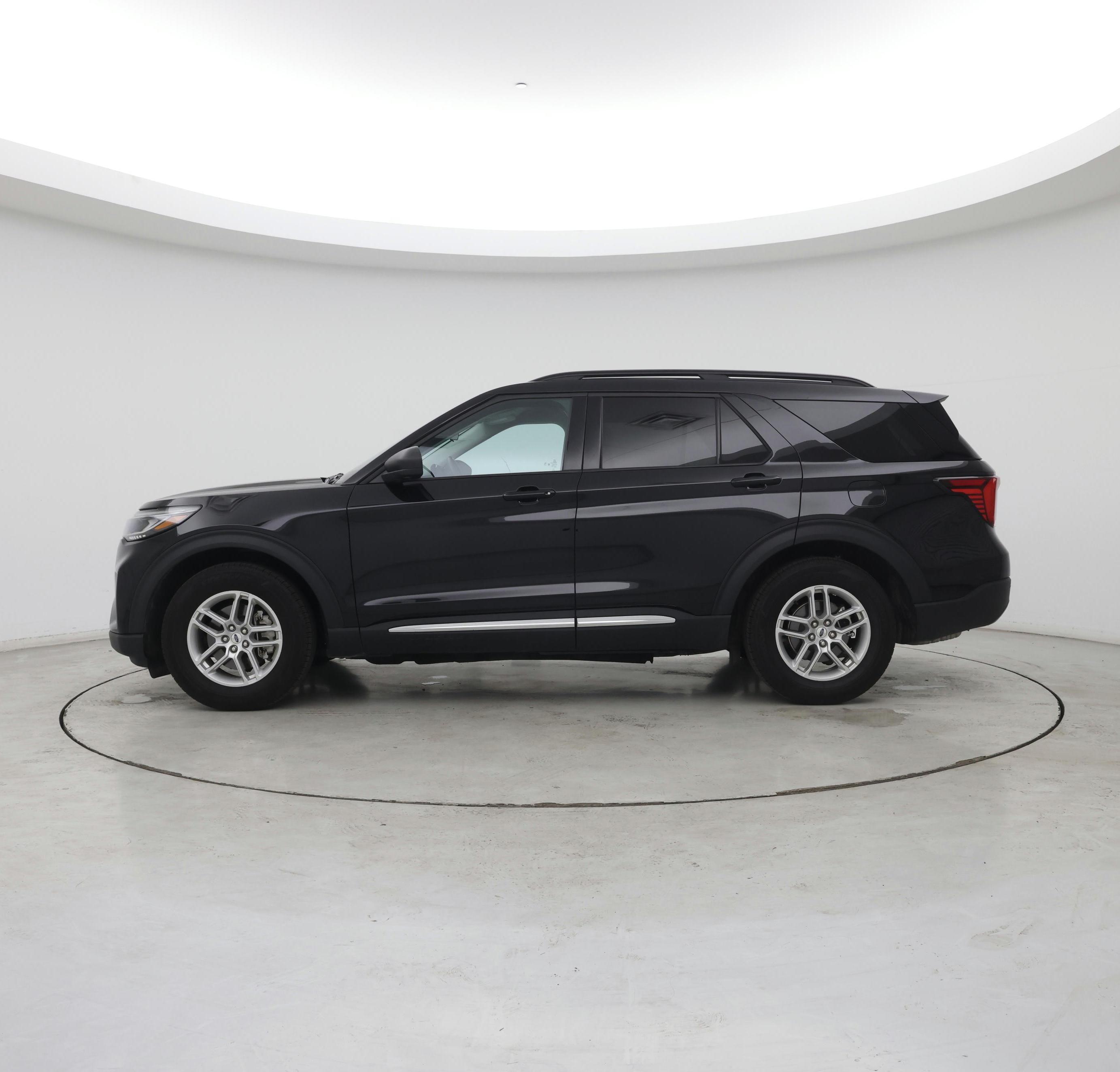 Thumbnail: 2025 Ford Explorer - 3