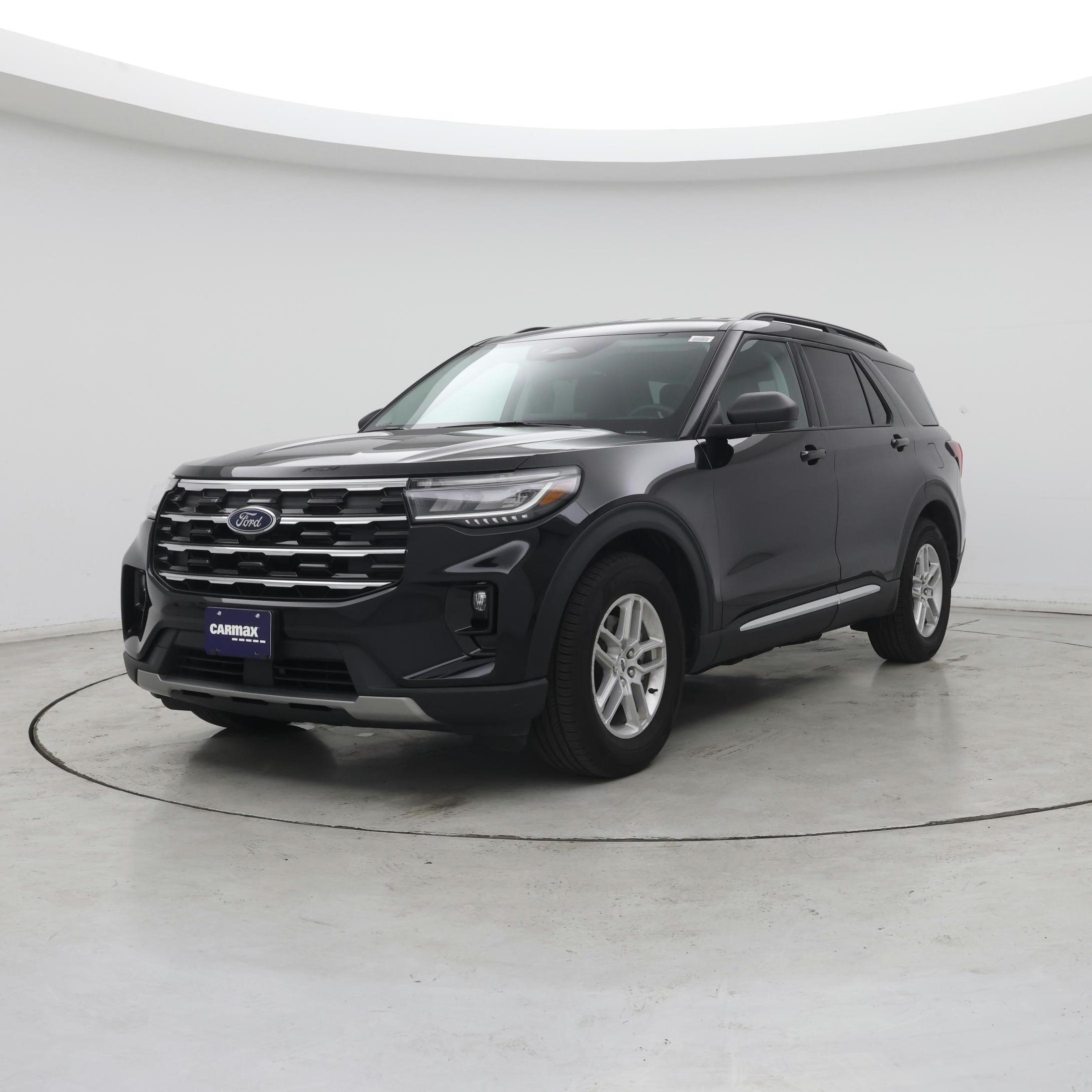Thumbnail: 2025 Ford Explorer - 4