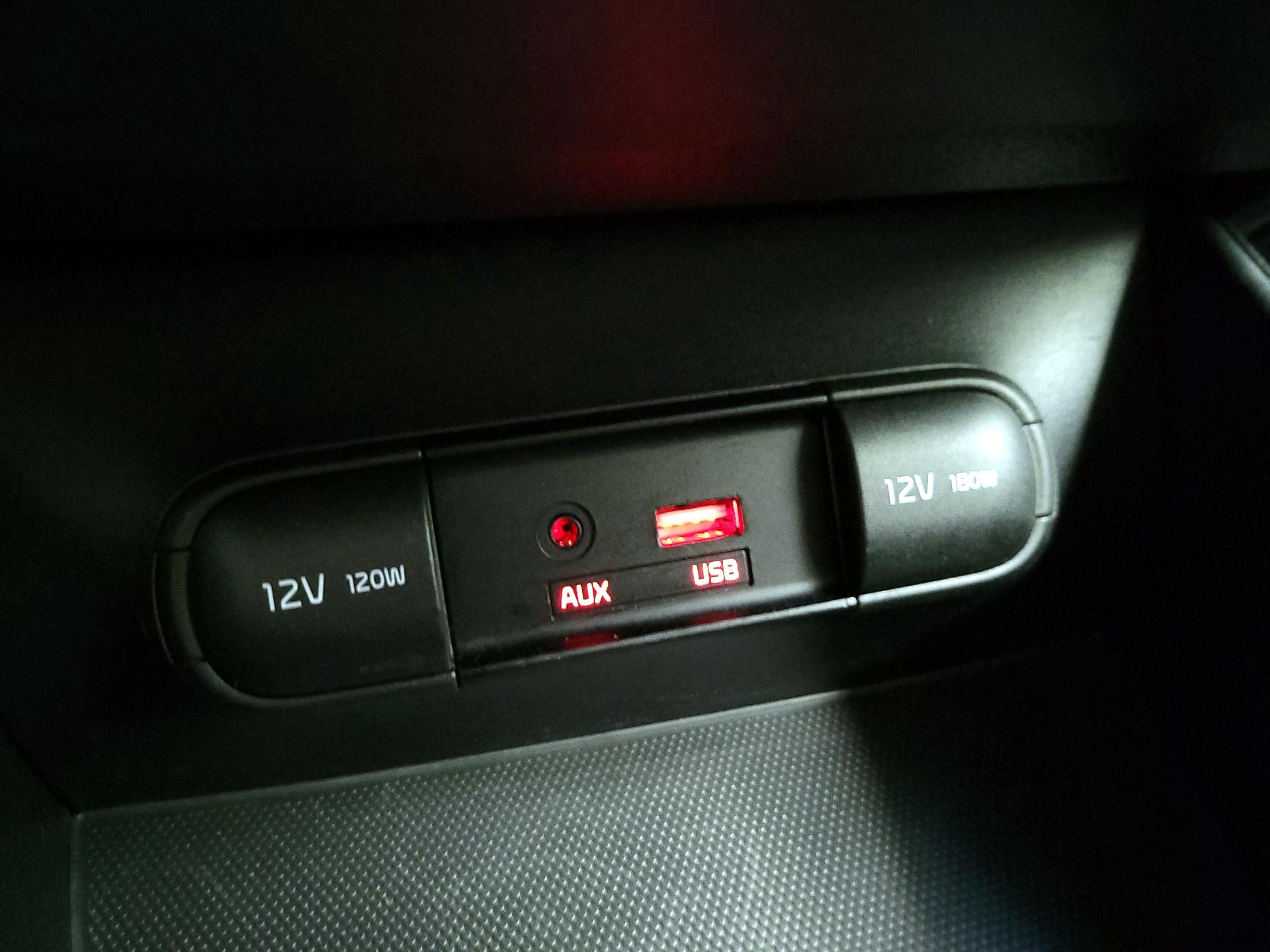 Thumbnail: 2019 Kia Soul - 18