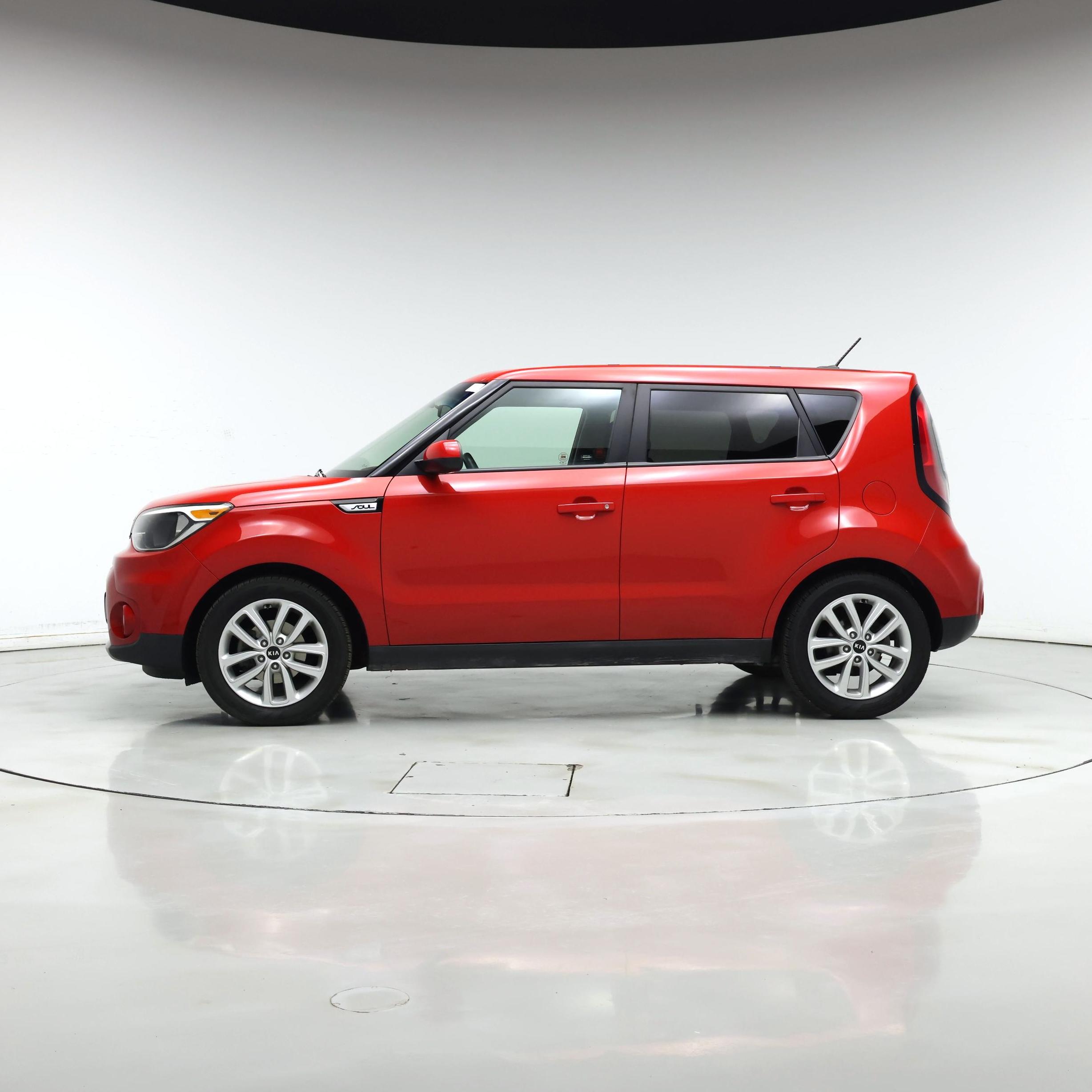Thumbnail: 2019 Kia Soul - 3