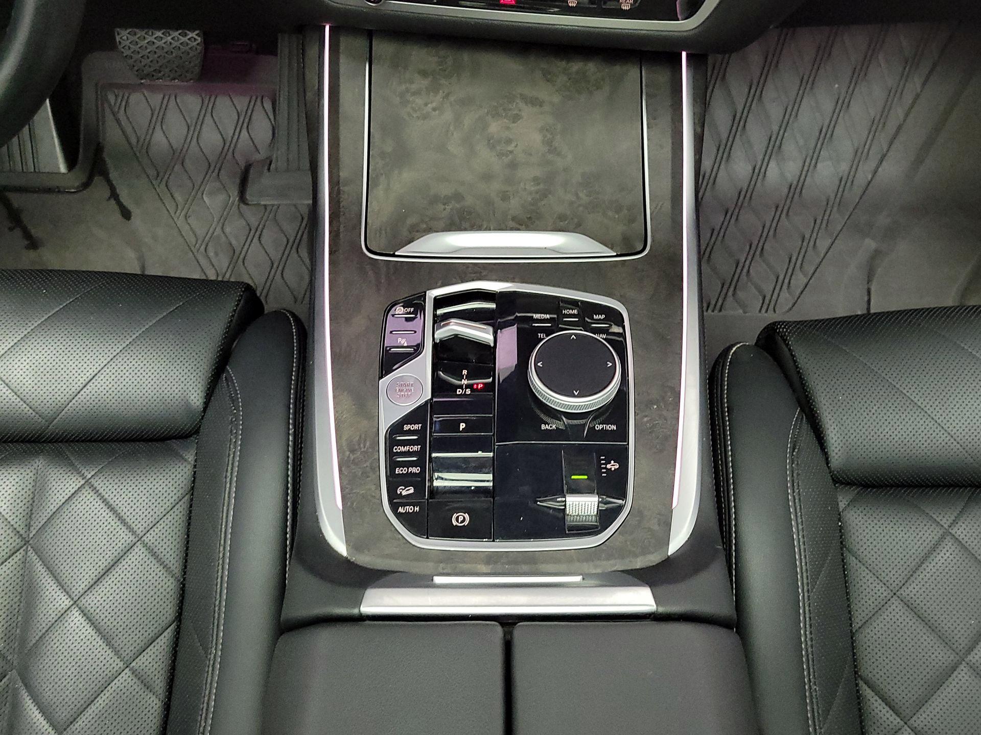 Thumbnail: 2023 BMW X7 - 18