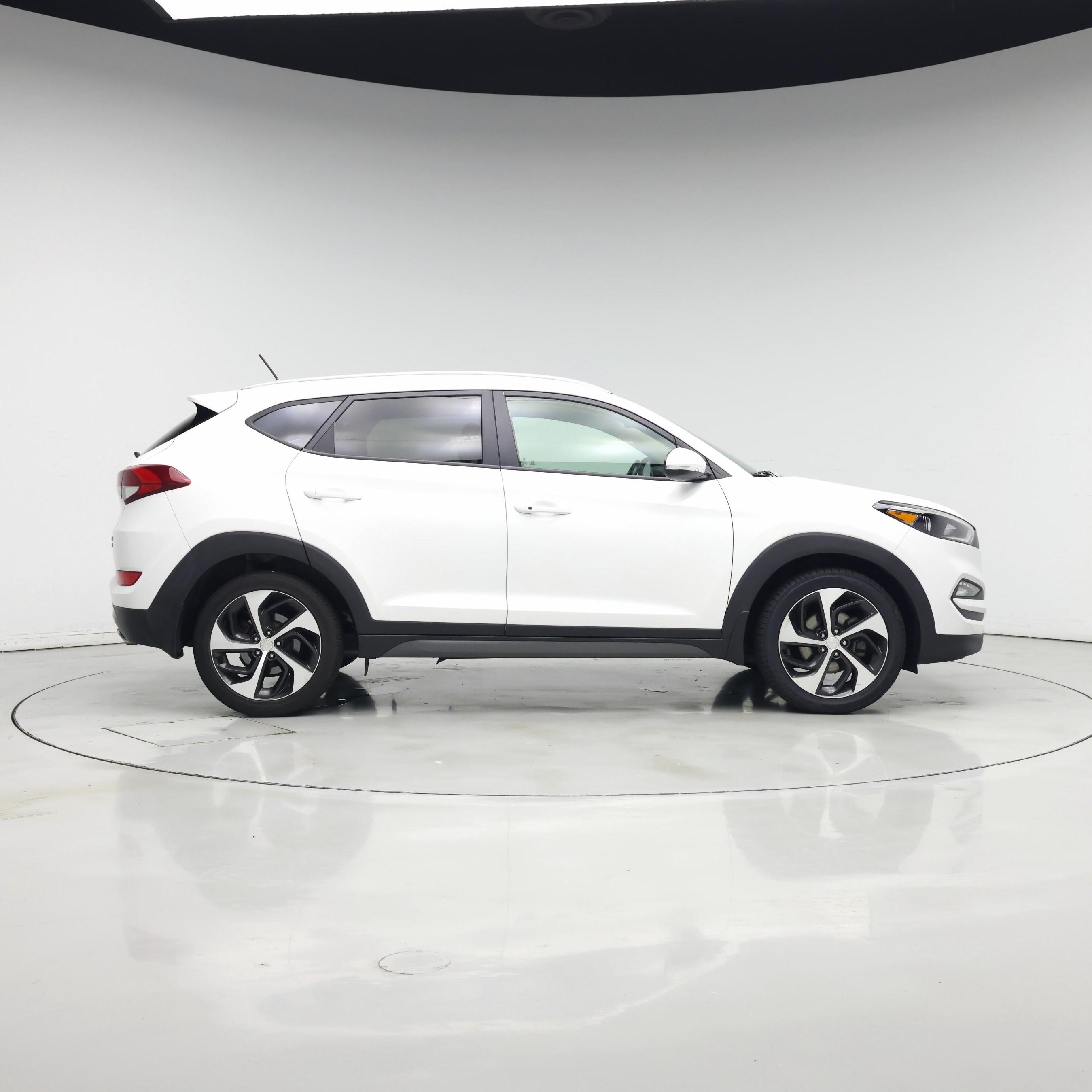 Thumbnail: 2016 Hyundai Tucson - 7