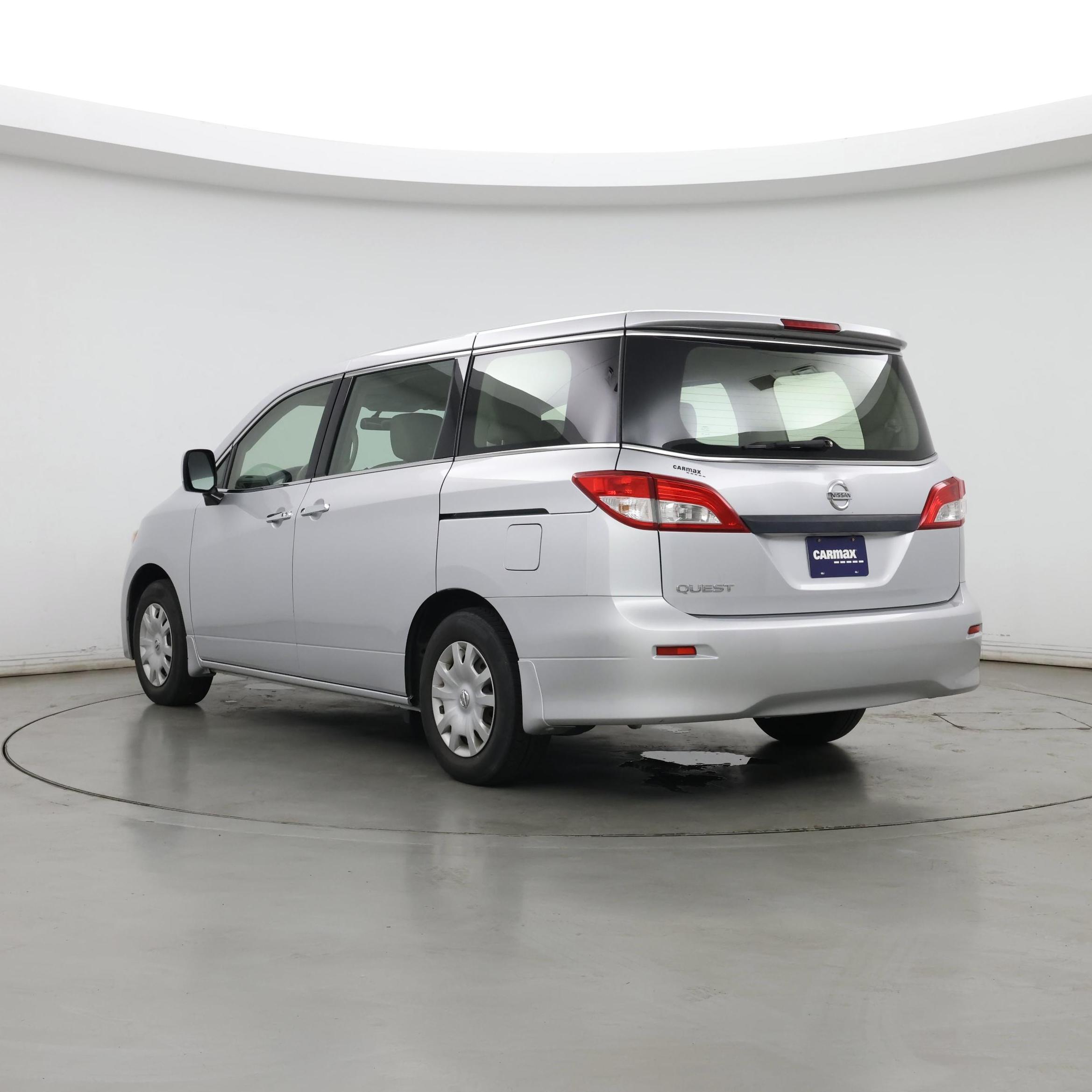 Thumbnail: 2015 Nissan Quest - 2
