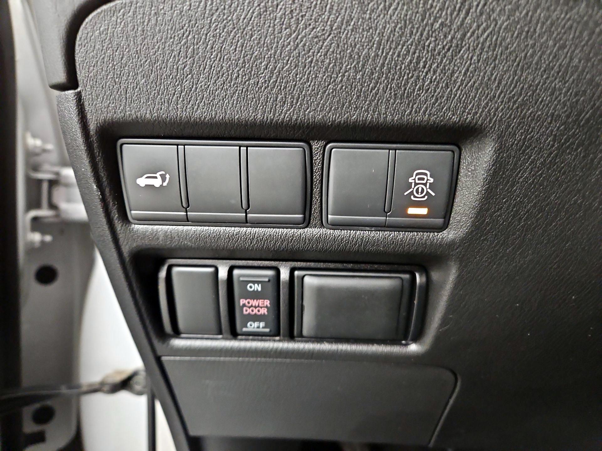 Thumbnail: 2020 Nissan Armada - 13