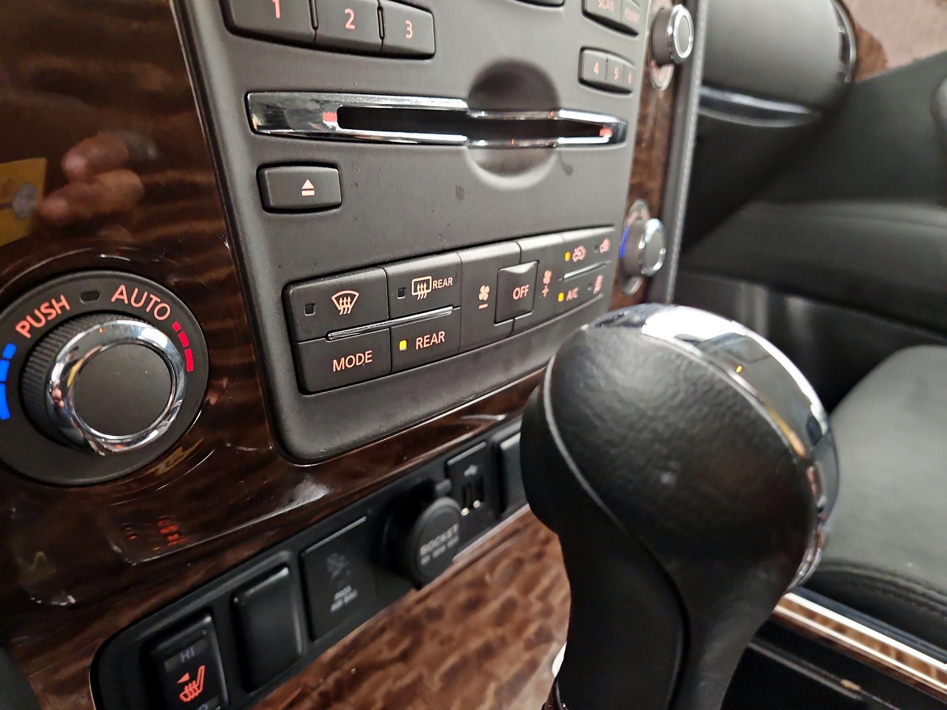 Thumbnail: 2020 Nissan Armada - 16