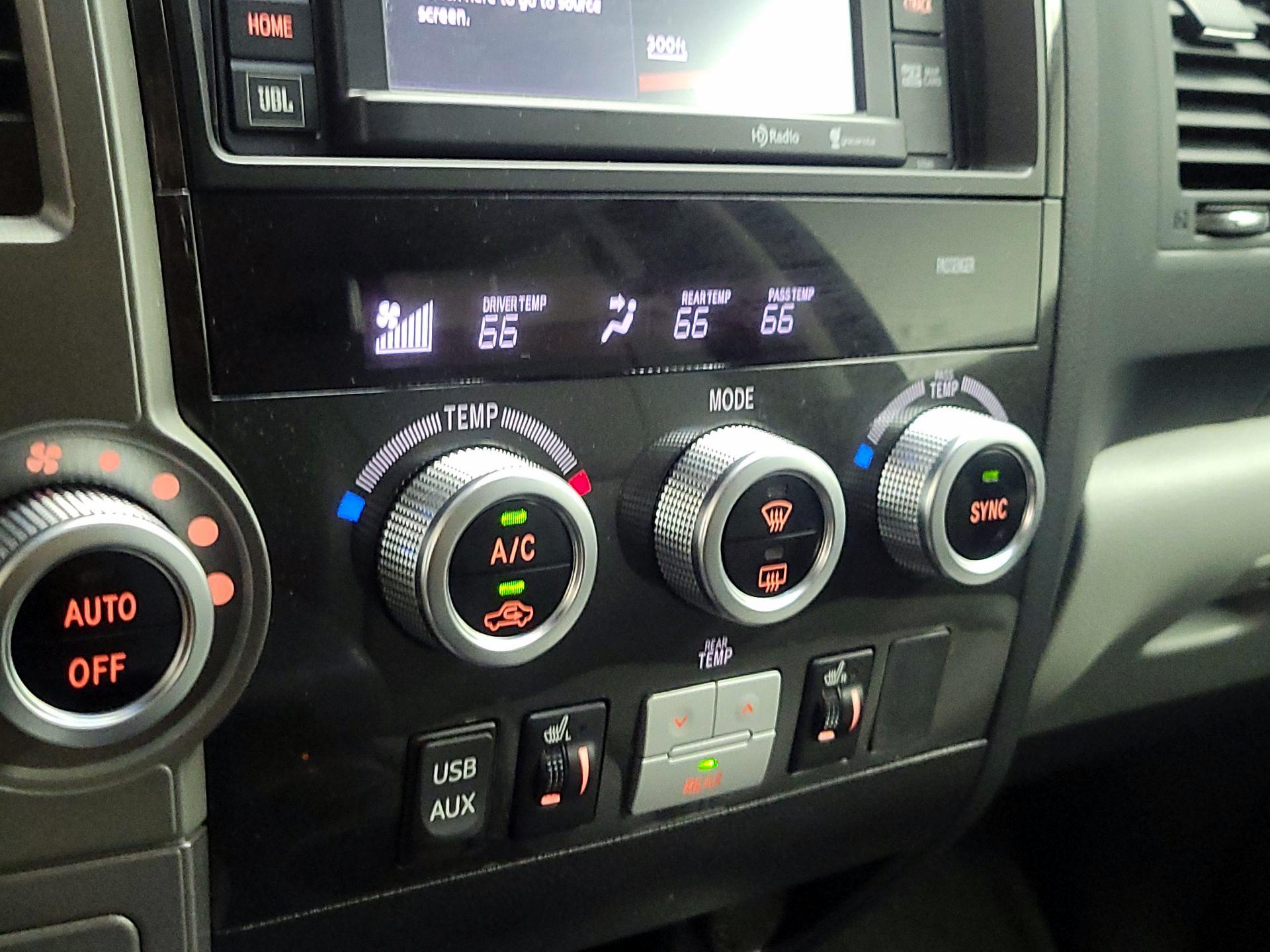 Thumbnail: 2014 Toyota Sequoia - 16
