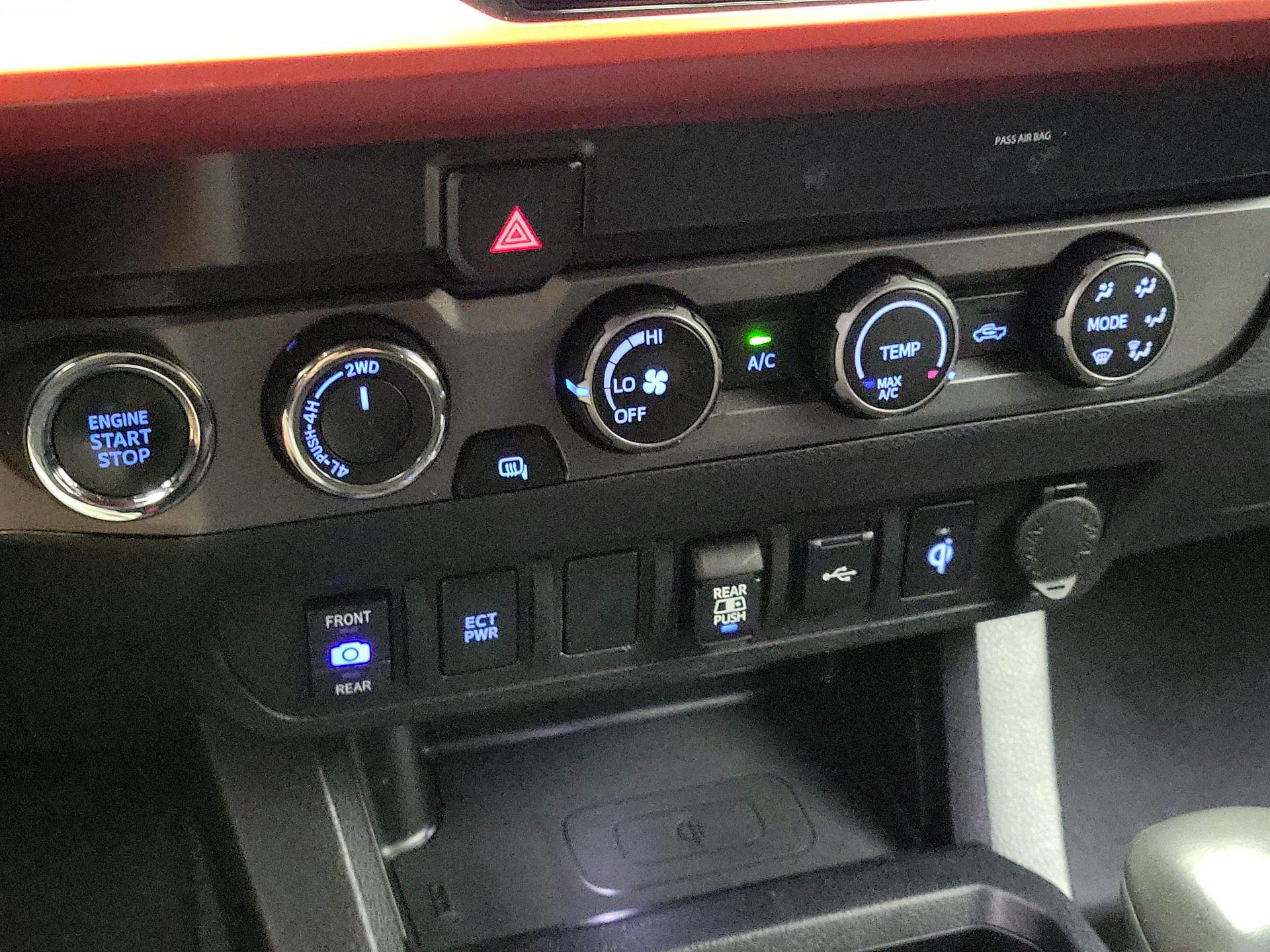 Thumbnail: 2020 Toyota Tacoma - 16