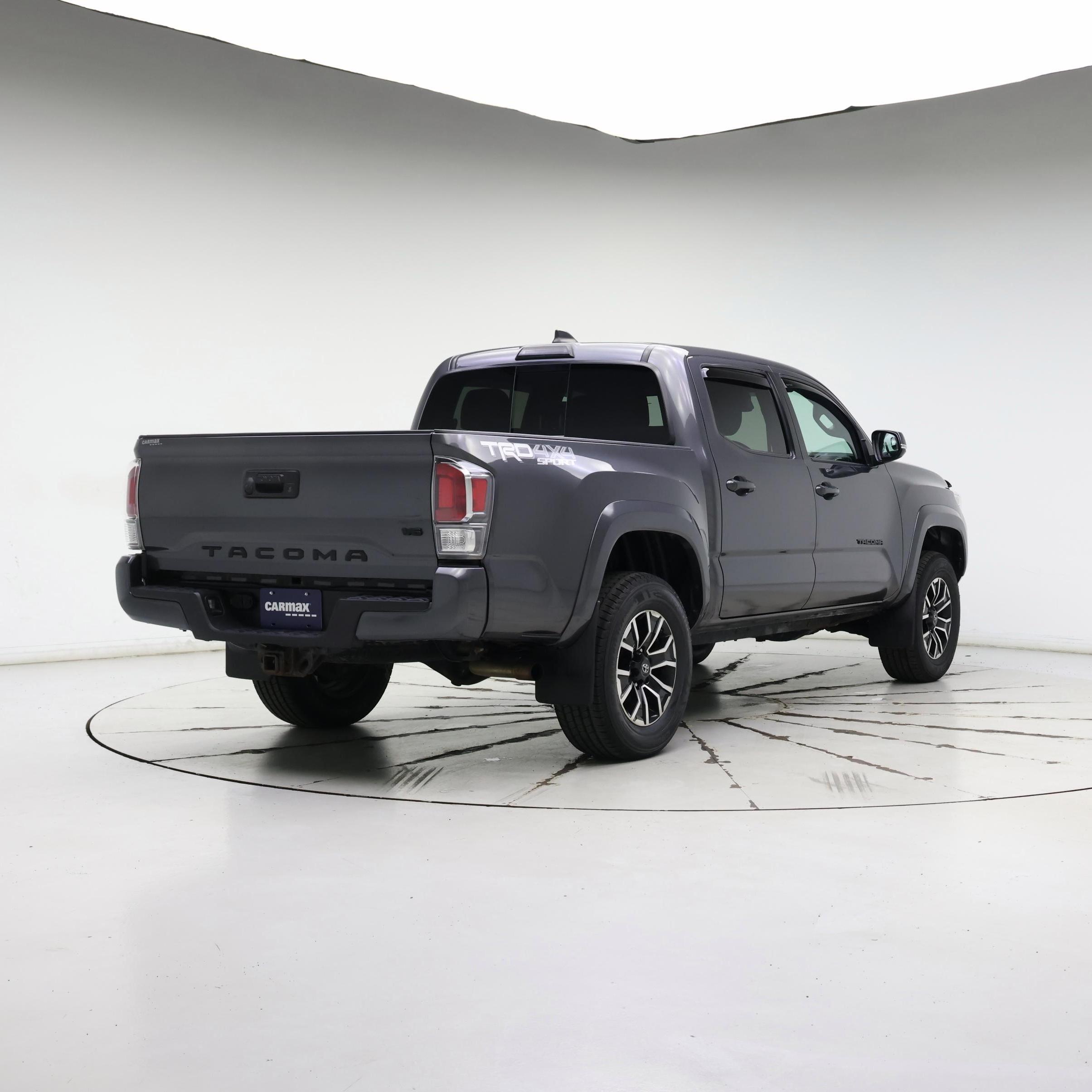 Thumbnail: 2020 Toyota Tacoma - 8