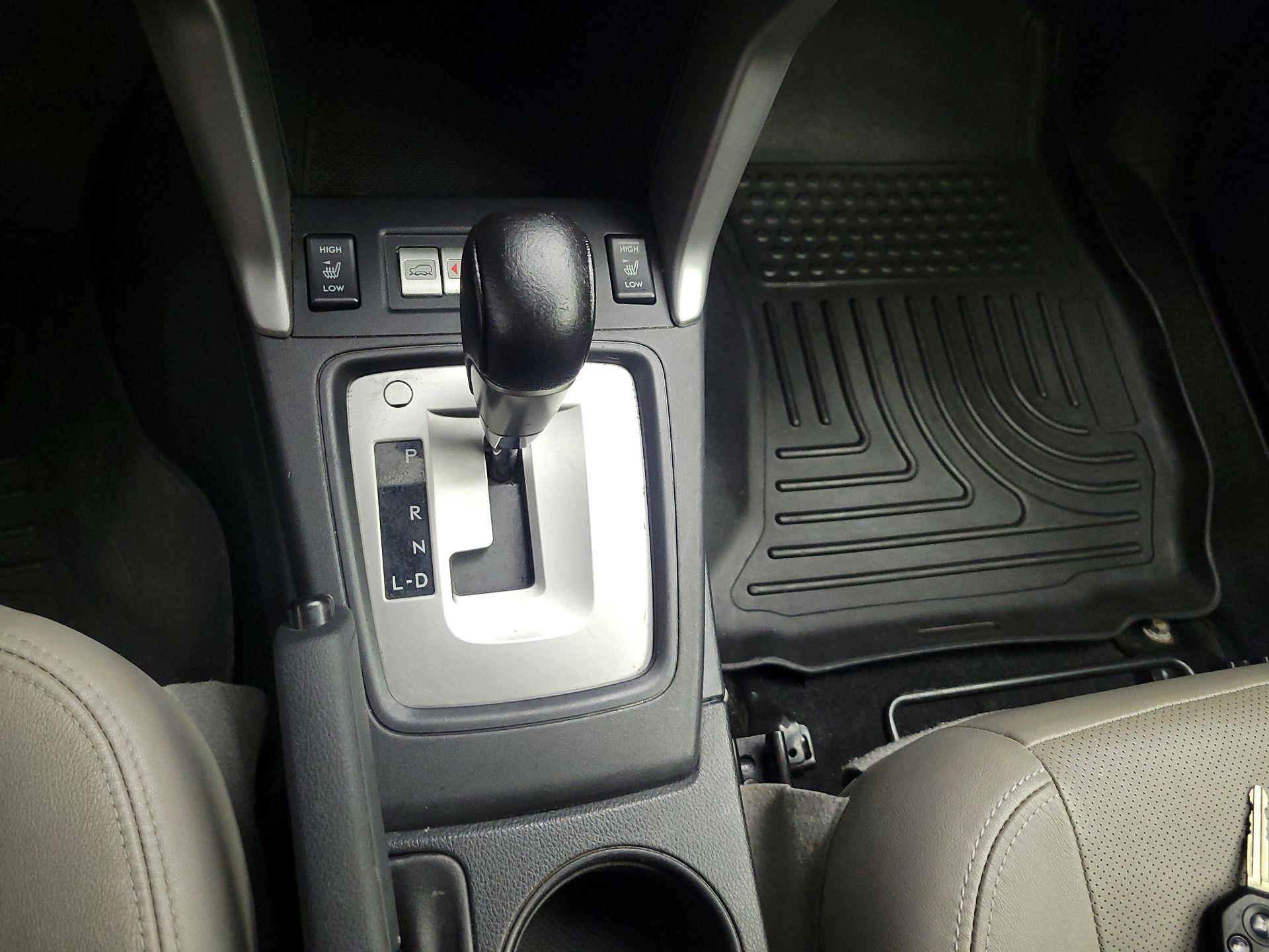Thumbnail: 2015 Subaru Forester - 15