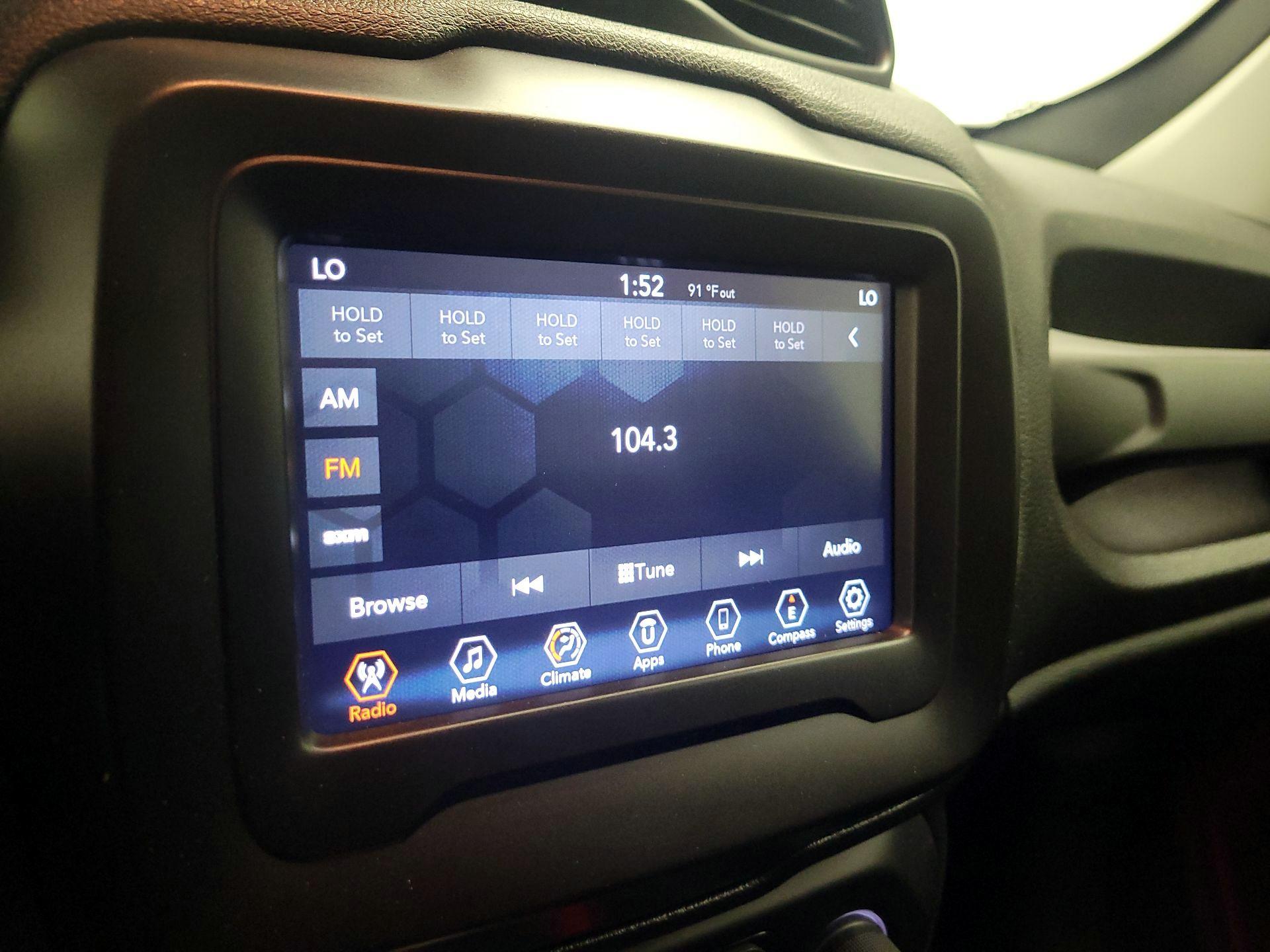 Thumbnail: 2020 Jeep Renegade - 14