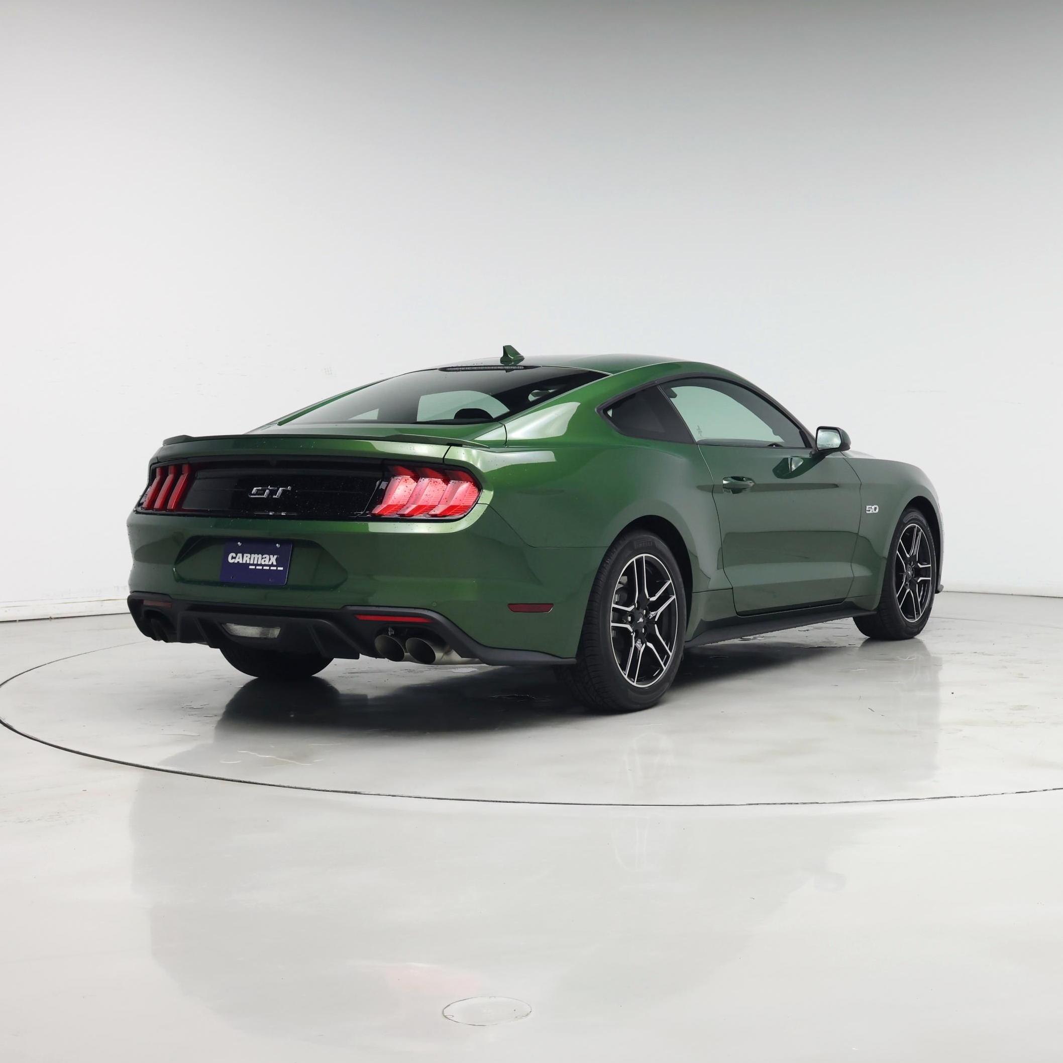 Thumbnail: 2022 Ford Mustang - 8
