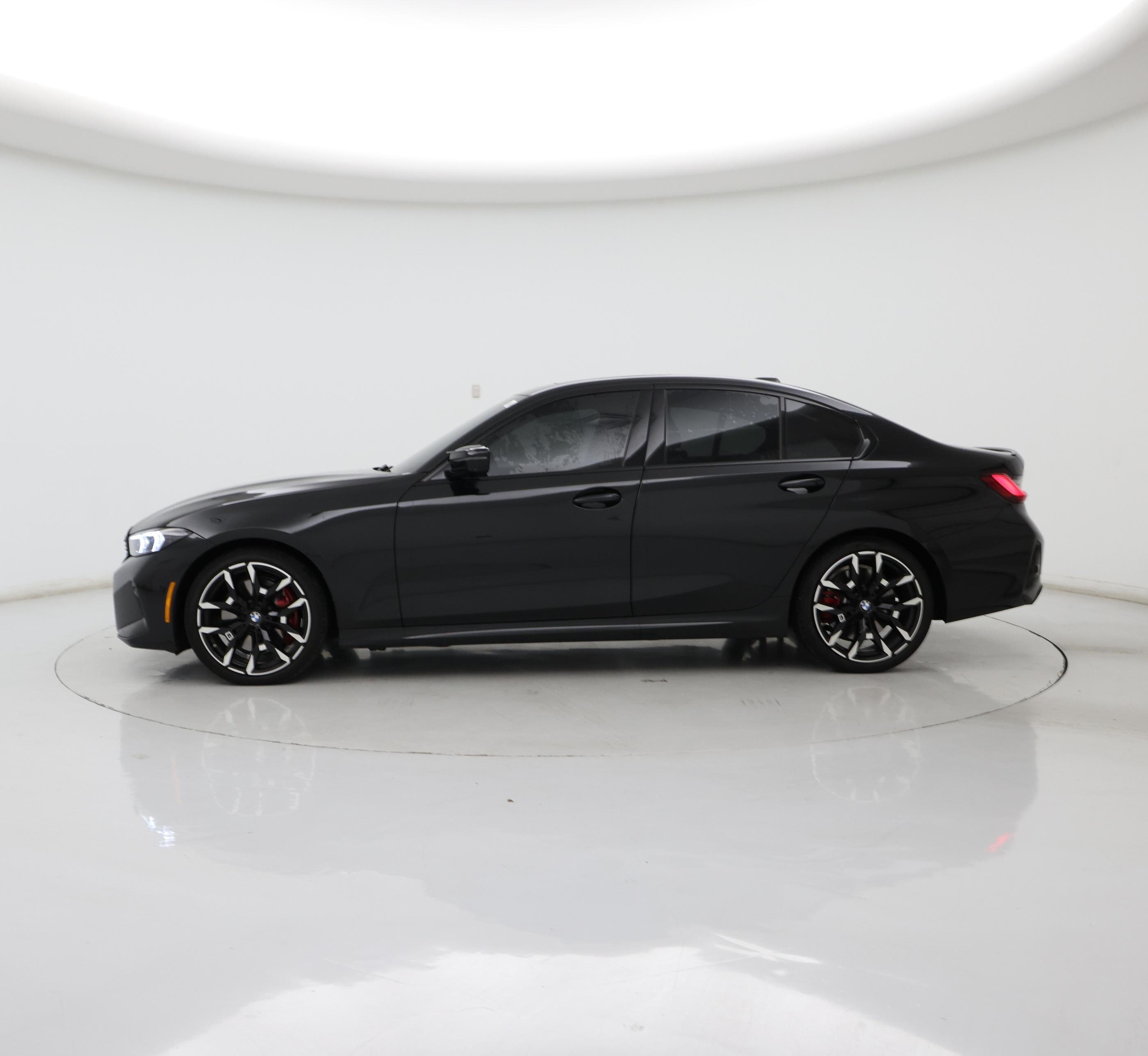 Thumbnail: 2025 BMW 3 Series - 3