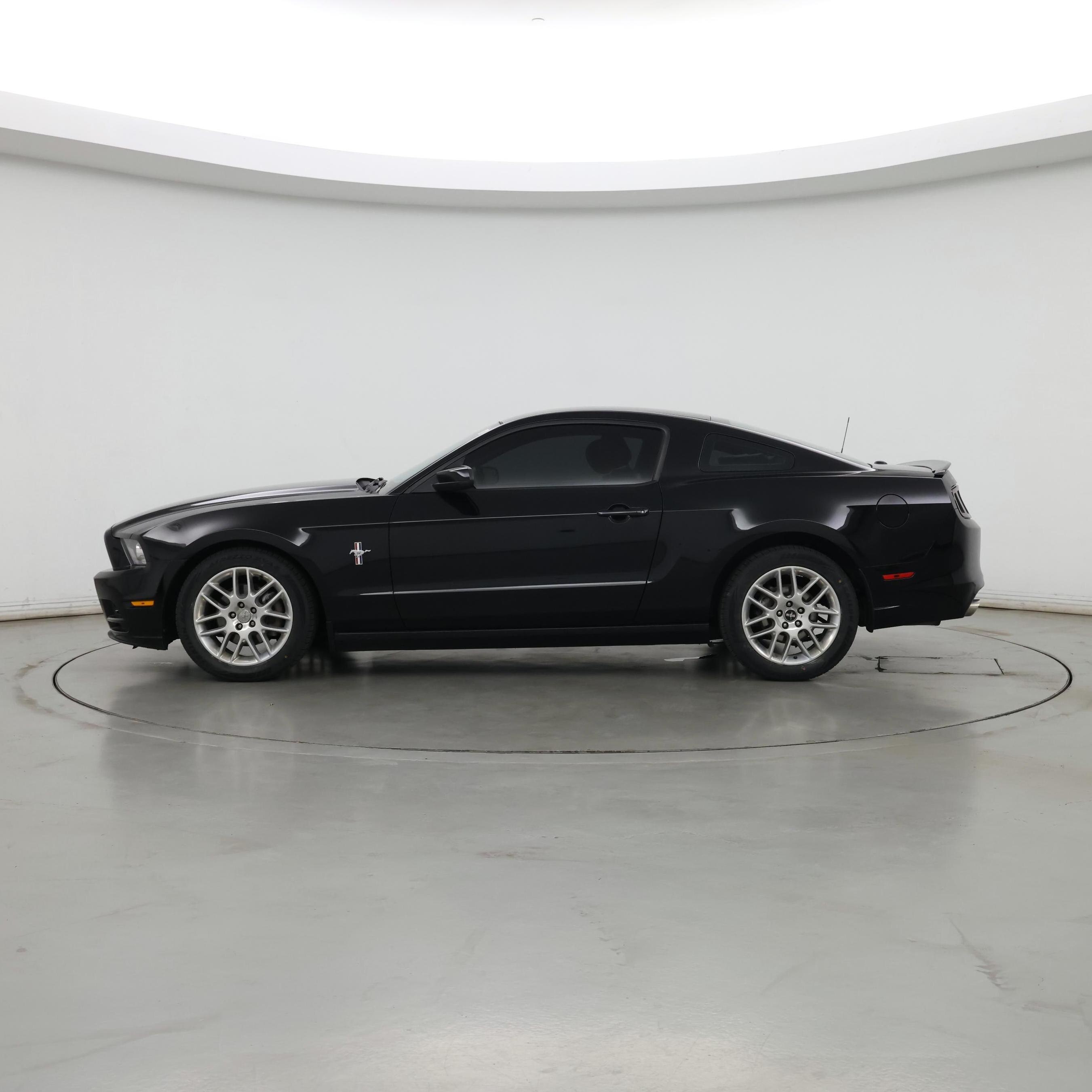 Thumbnail: 2014 Ford Mustang - 3