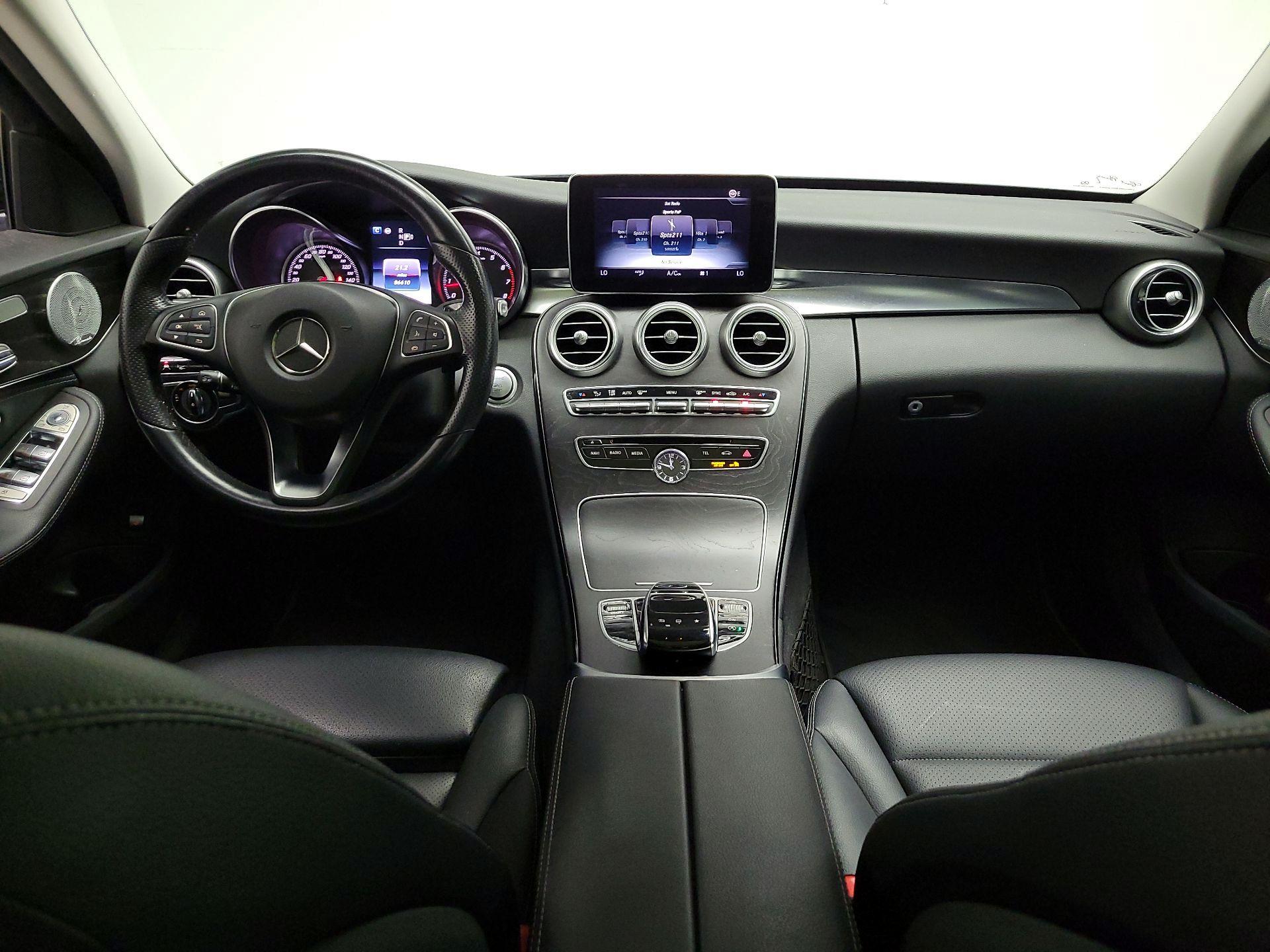Thumbnail: 2015 Mercedes-Benz C-Class - 9